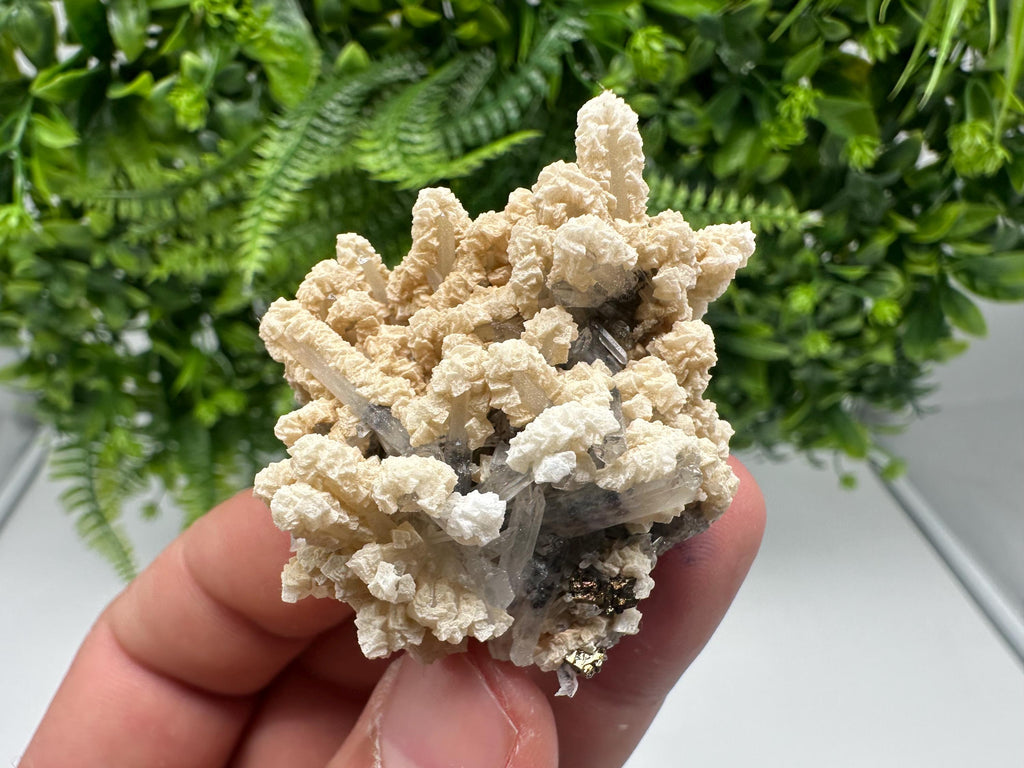 Quartz Calcite Chalcopyrite Specimen: Krushev Dol Mine, Bulgaria