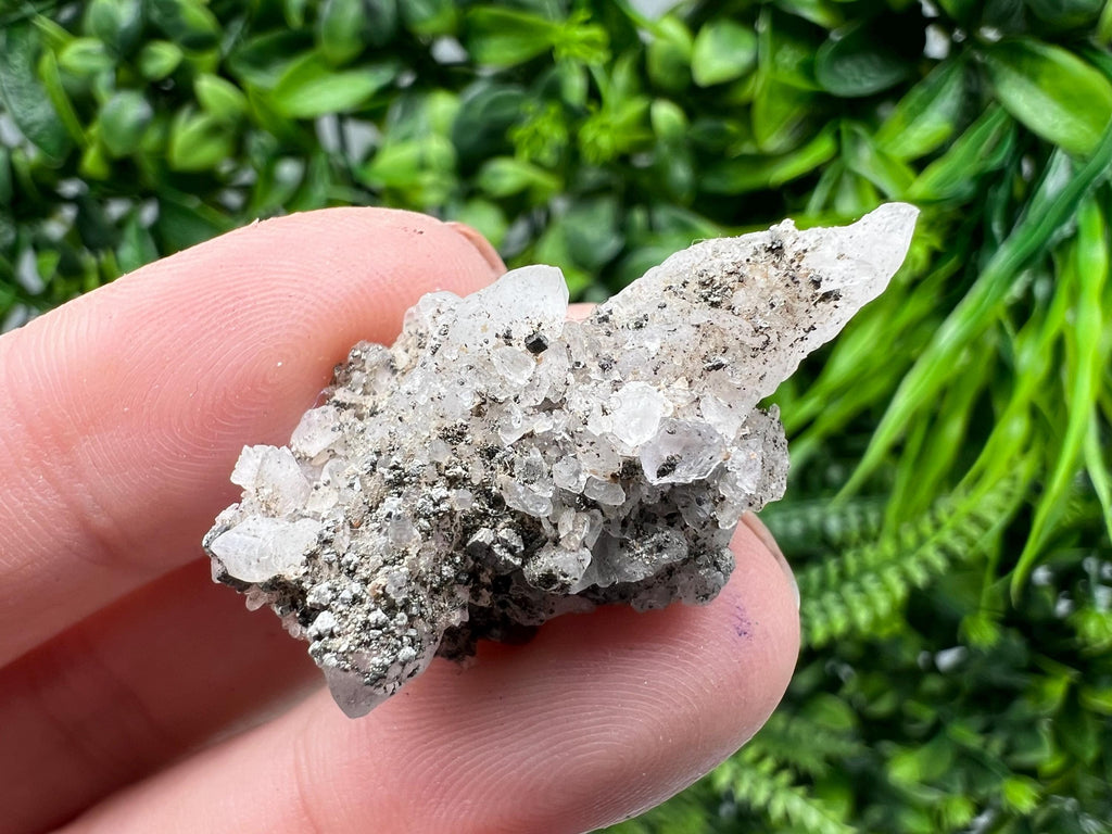 Lovely specimen Green Quartz inclusions Chlorite and Sphalerite/ Natural minerals/ Souvenir crystal gift minerals famous 9th September/Madan