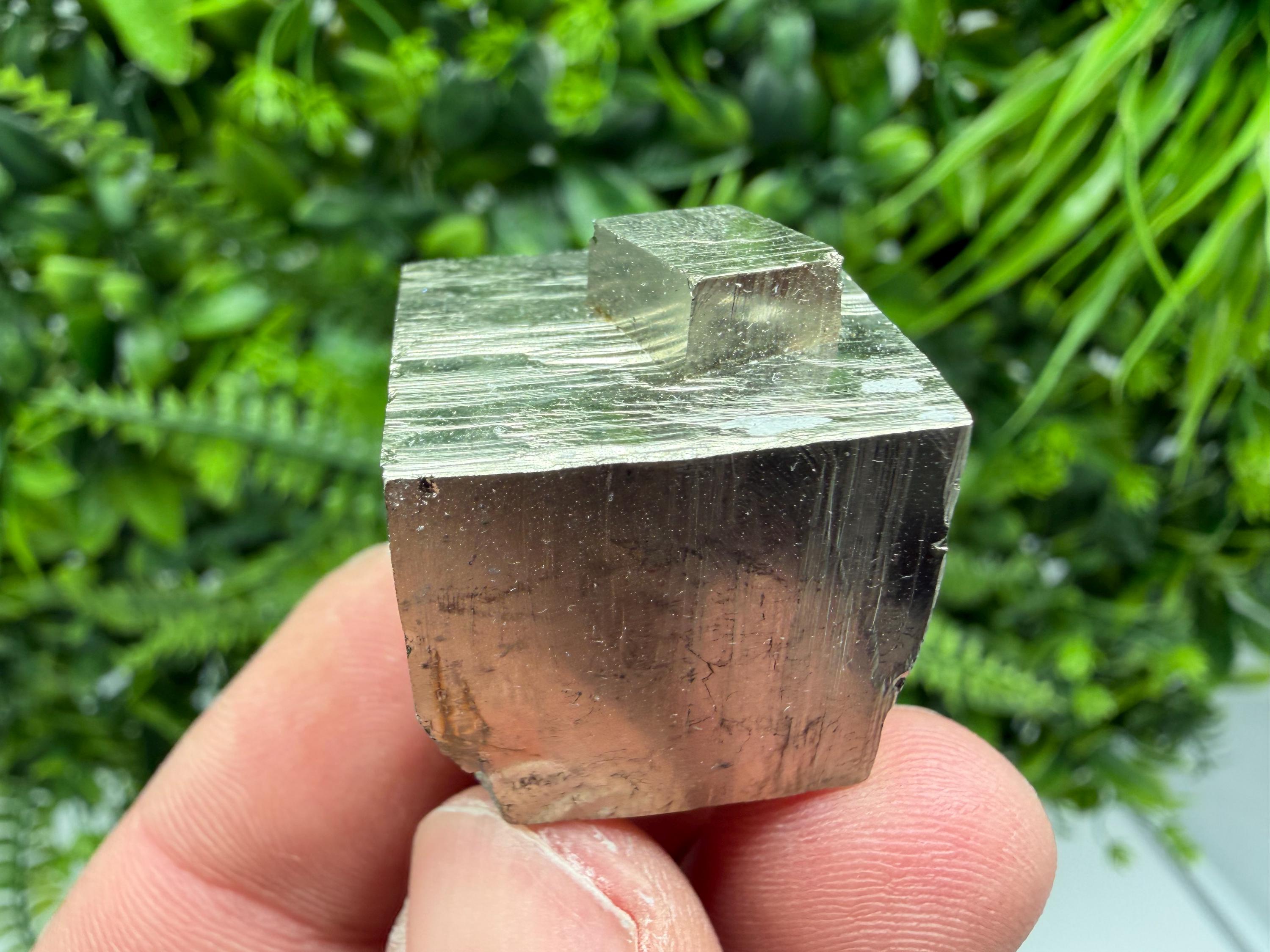 Interjoined,Pyrite,Gold,Cube PYRITE, Navajun, La Rioja, SPAIN,natural Pyrite shiny Pyrite home decor stone gift minerals,collectibls