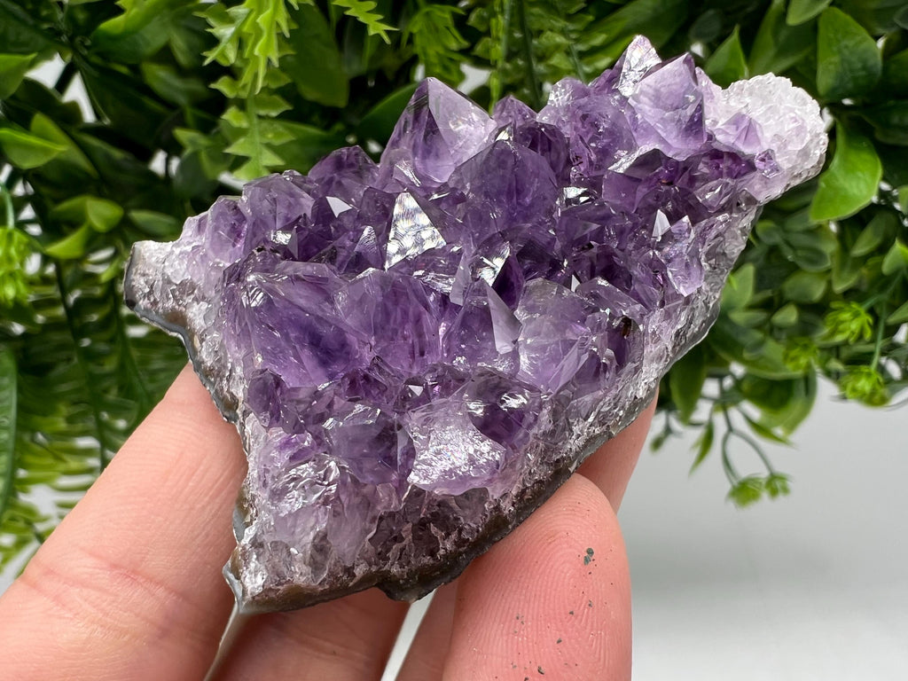 Stunning,Purple Amethyst from Uruguay,Natural Amethyst,Purple crystal,Pyrple Quartz,Crystal from Uruguay,Home decor,Energy crystal,Phantoms