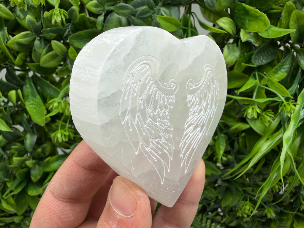 Selenite Heart with Angel Wings Selenite Charging Plate Crystal Charging Dish – Reiki Healing Crystal – Spiritual Altar Decor Angel Energy