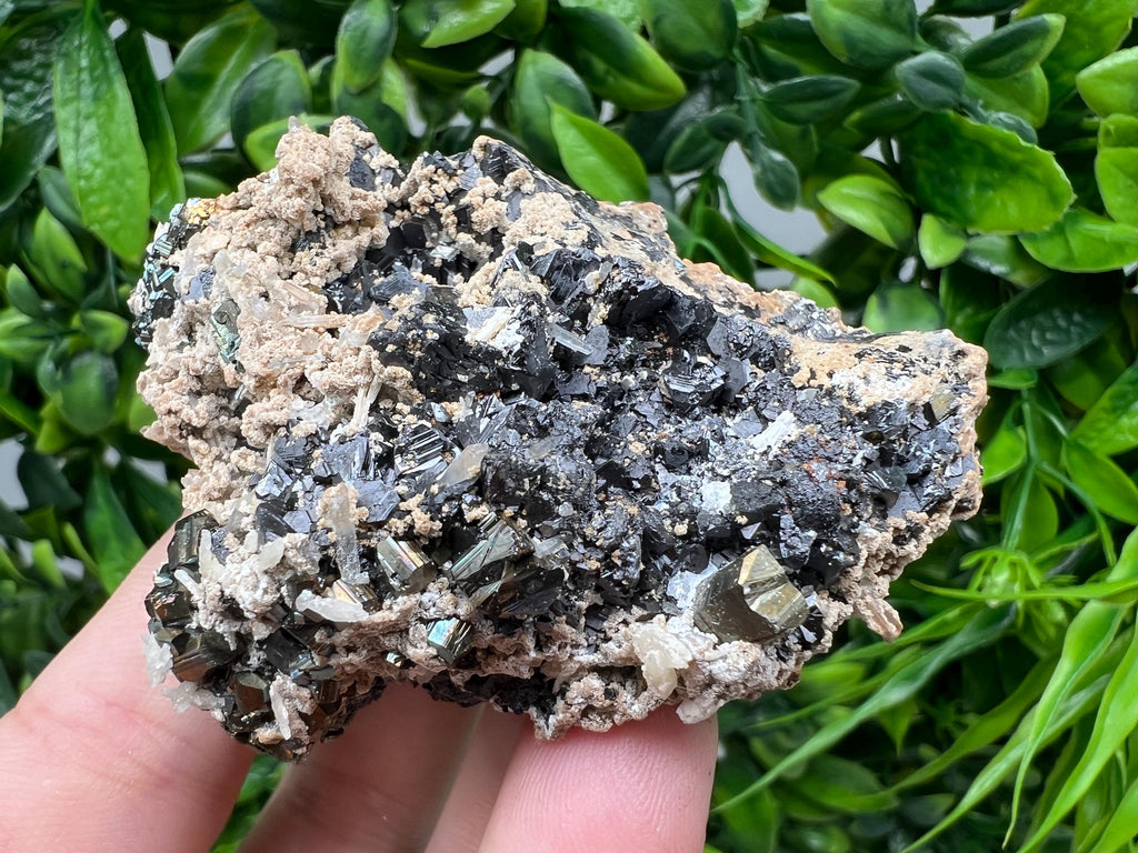 Stunning Quartz whit Siderite,Sphalerite,Hematite from 9th September mine,natural,collectible mineral specimen,home decor stone,gift,crystal