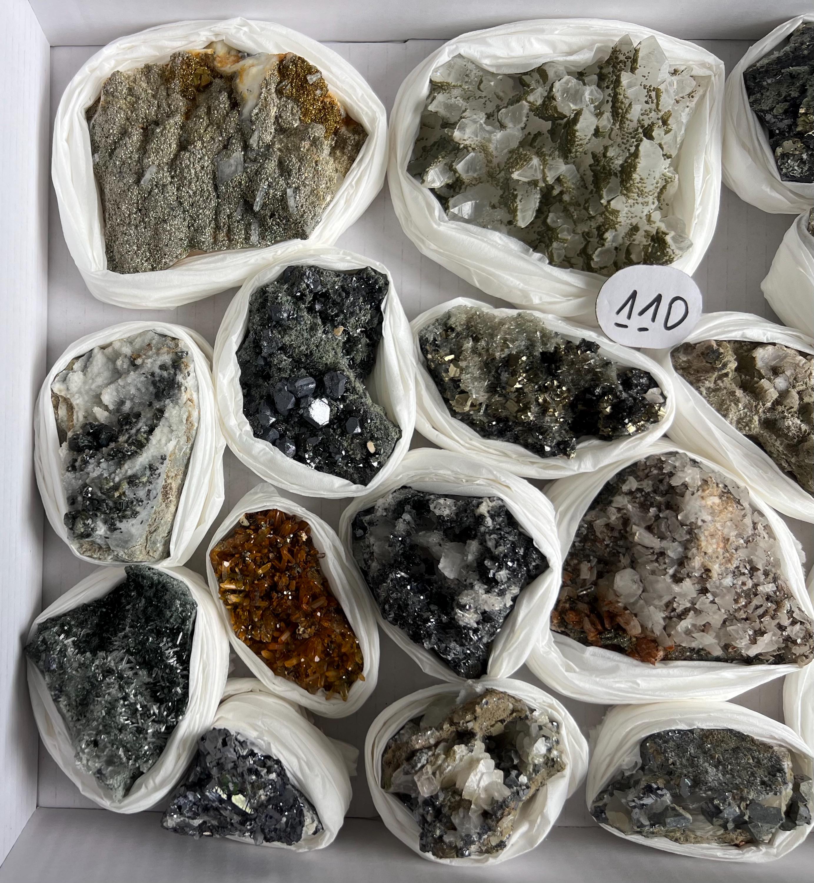 Wonderful Set,wholesale mineral,crystal,wholesale box,wholesale specimen,gift,souvenir,wholesale minerals box,wholesale specimen,healing