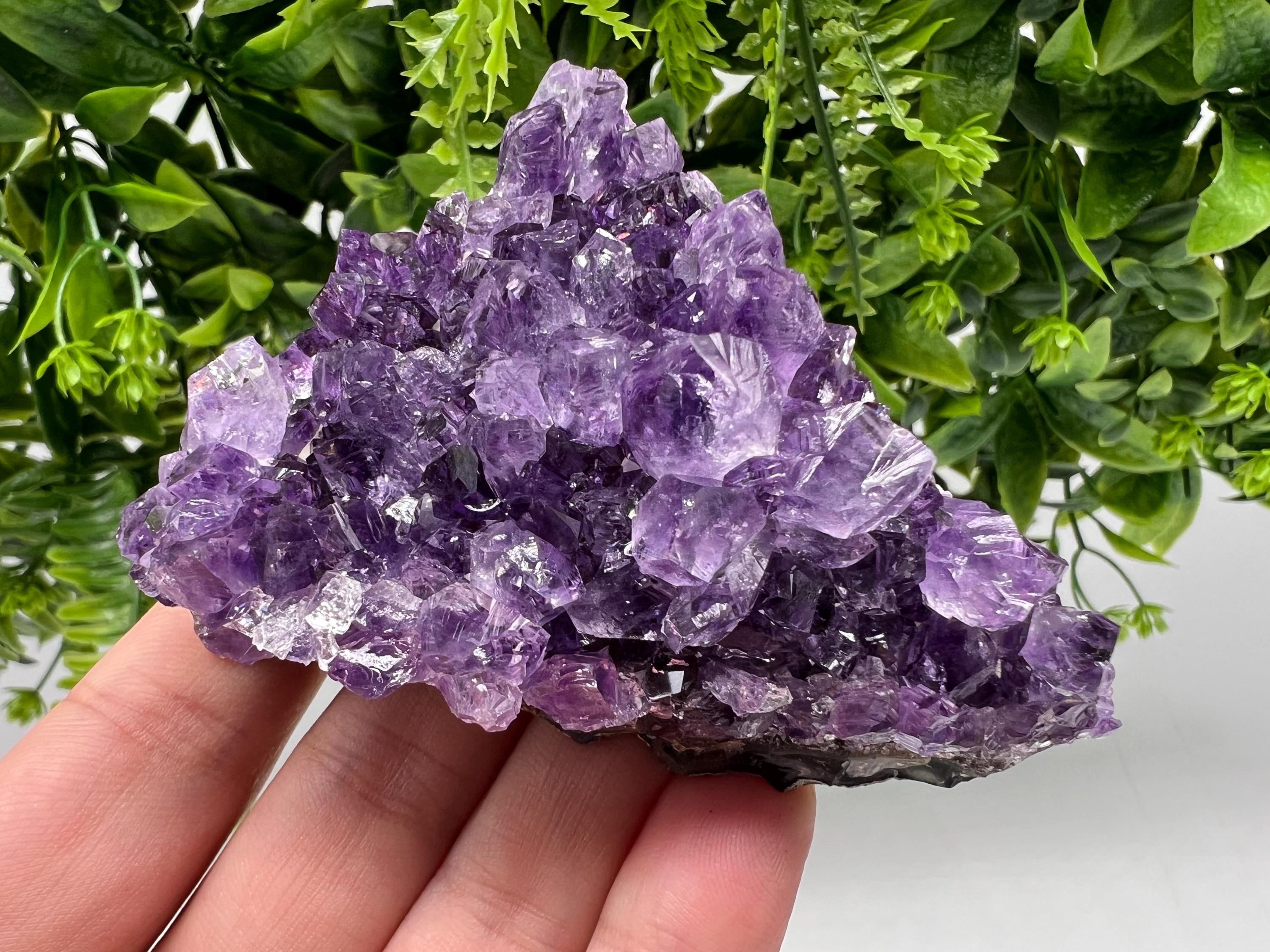 Stunning,Purple Amethyst from Uruguay,Natural Amethyst,Purple crystal,Pyrple Quartz,Crystal from Uruguay,Home decor,Energy crystal,Phantoms