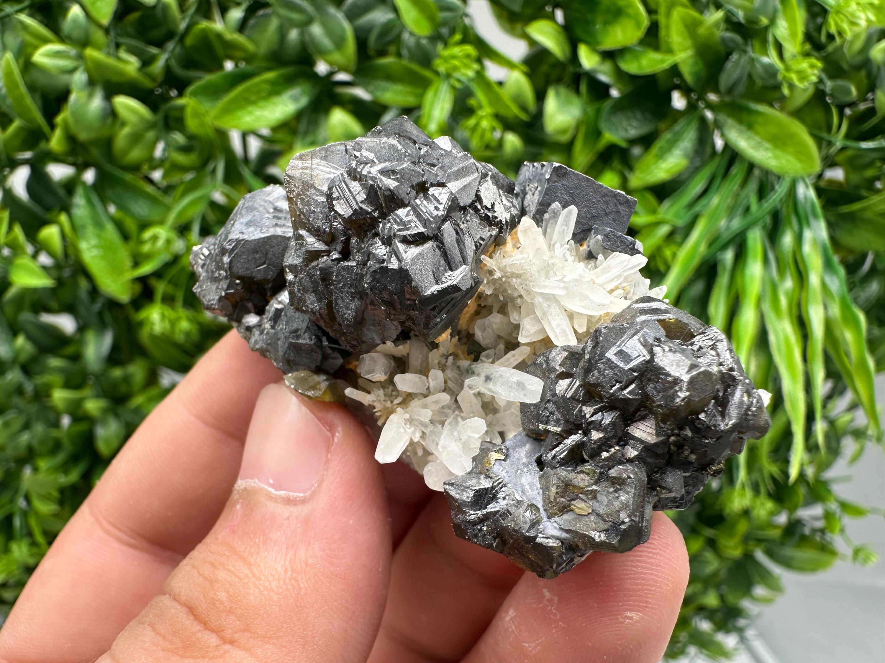 Stunning Sphalerite GEM Cleiopfane rare transparent green Colour natural minerals souvenir crystal gift collection stone 9th September mine