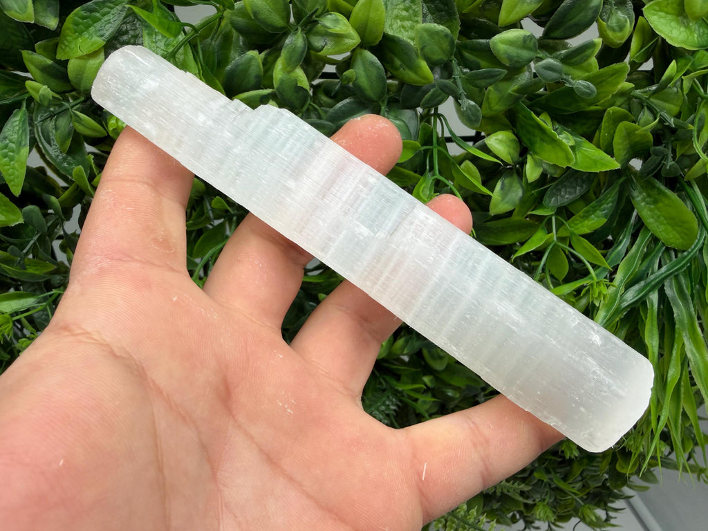 Large Raw Selenite Wand: Crystal Healing & Charging (15cm)