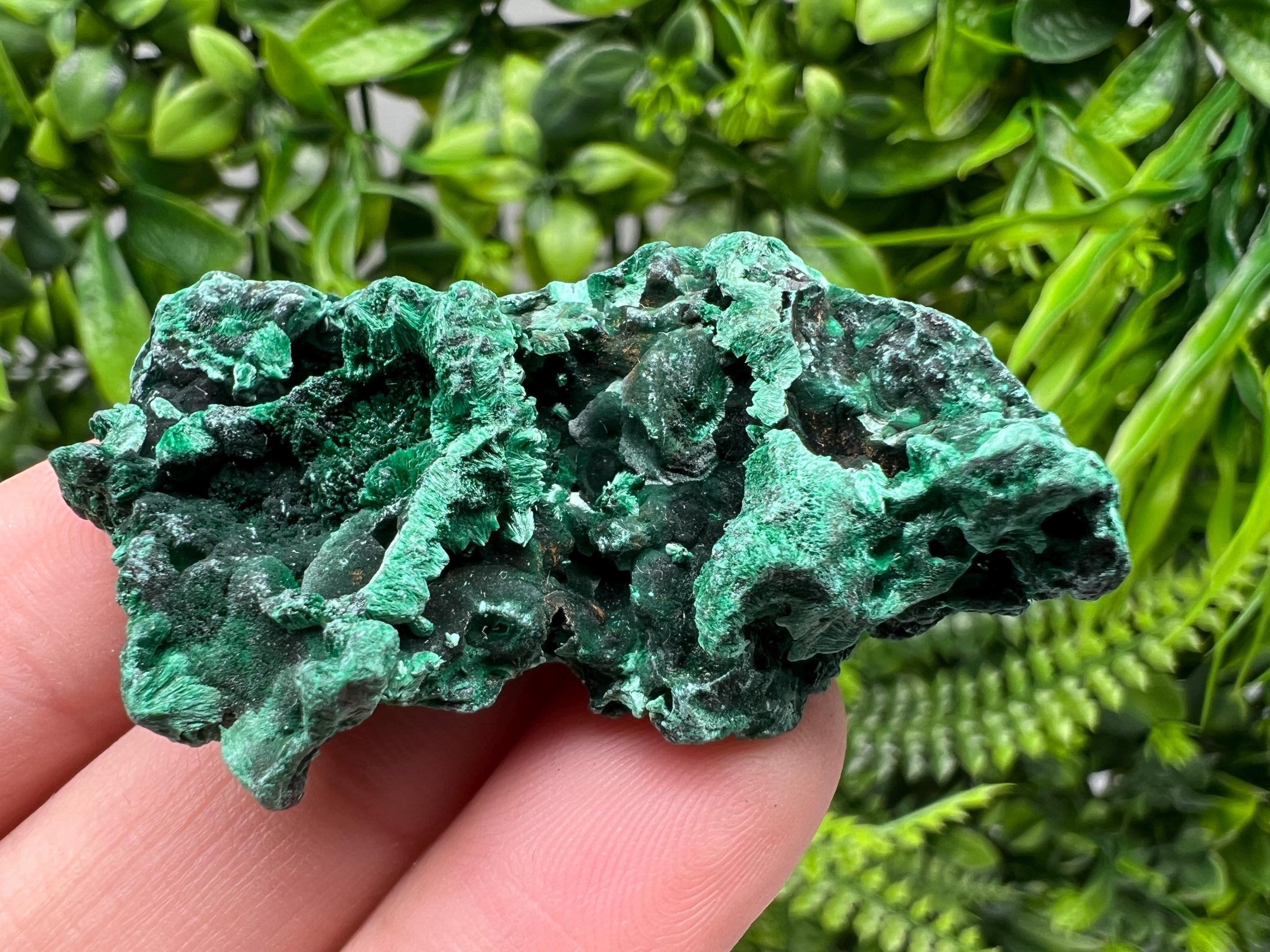 Malachite Crystal from Congo,Minerals,Crystals from Congo,Green Malachite, Malachite,Natural Malachite,Malachite Stone,Chakra, Specimens