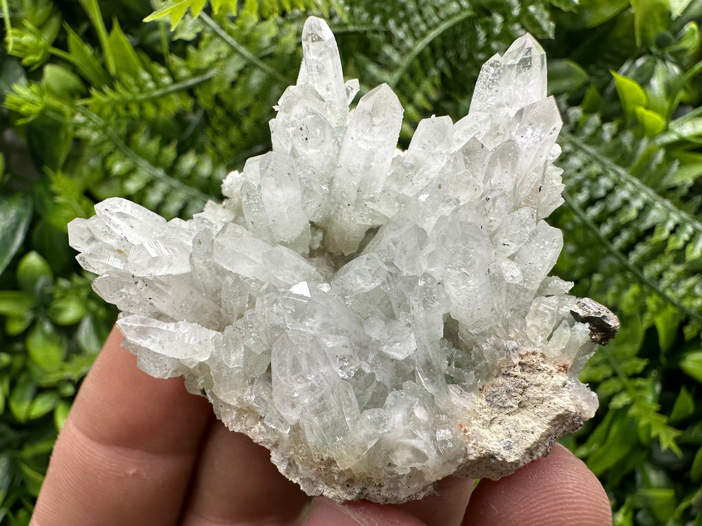 Chlorite Quartz Crystal: Transparent Mineral Specimen, Home Decor Stone