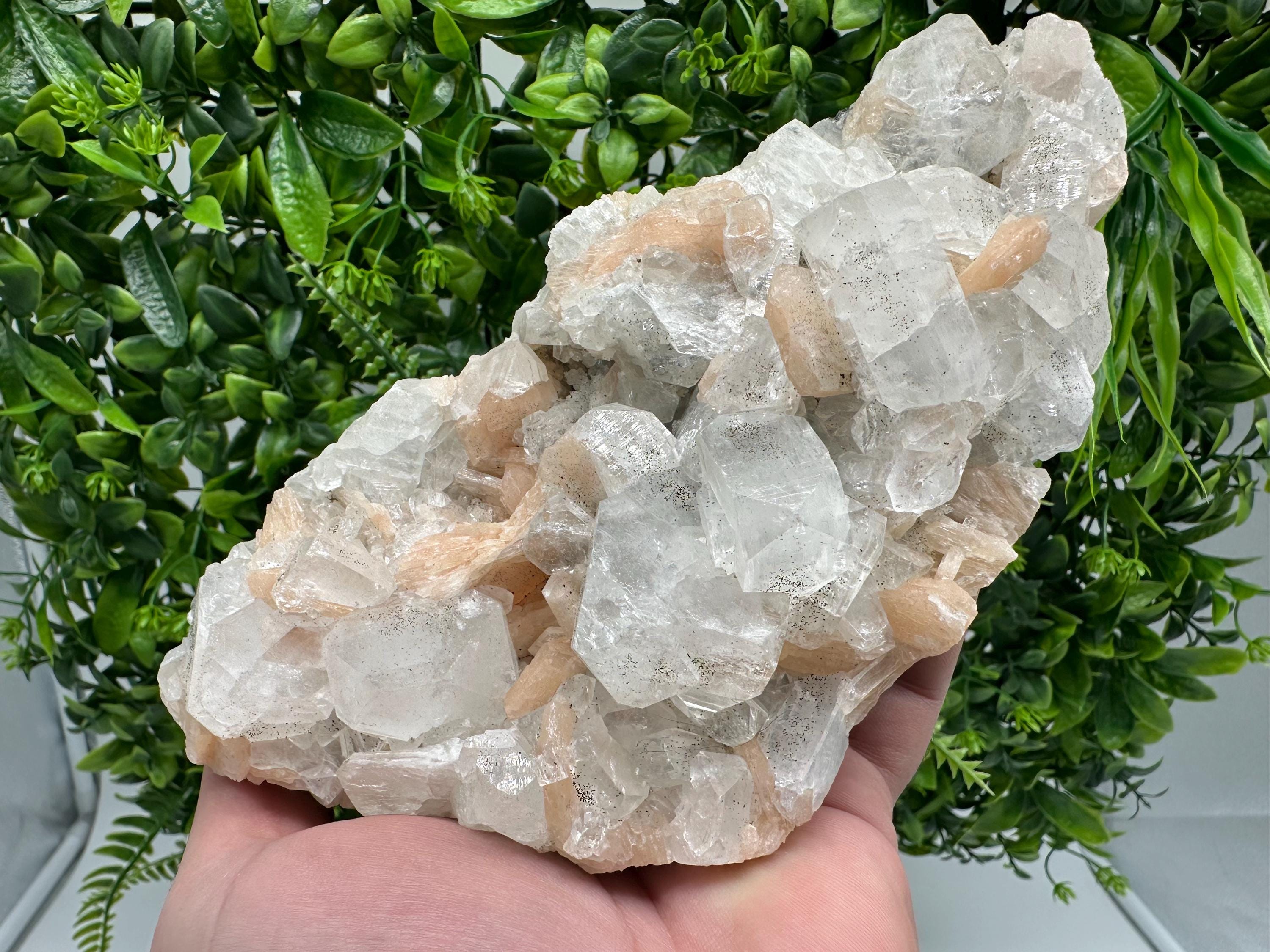STUNNING Apophyllite,Stilbite,on CHALCEDONY,natural,collection minerals specimen,India ,Mineral,Crystal,Stone Mineral Specimen India Crystal