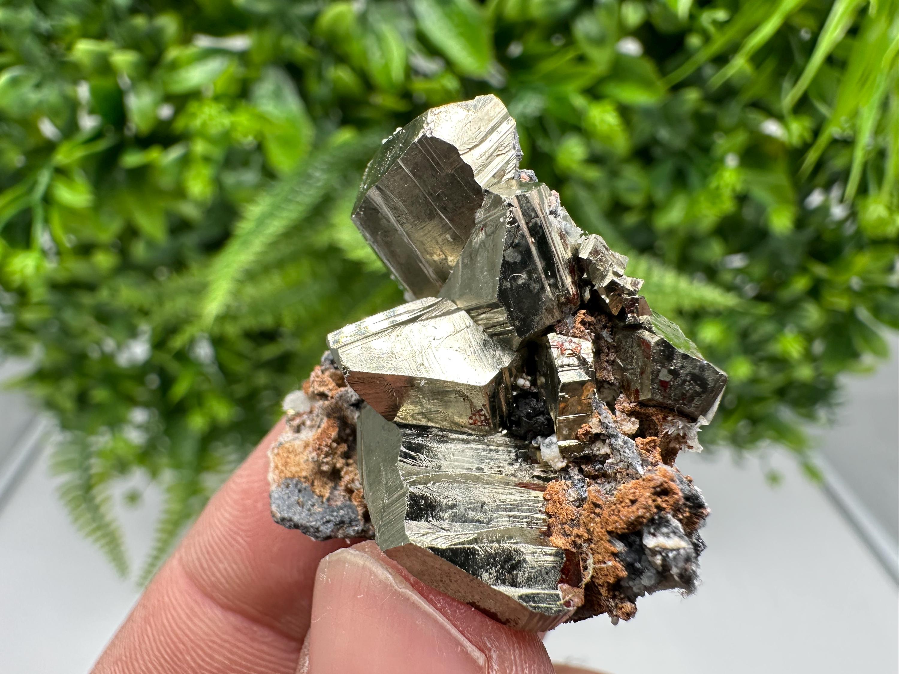 Golden Pyrite,Sphalerite from 9th September mine,Madan,Bulgaria,natural,collectible mineral specimen,home decor crystal,Pyrite cluster,