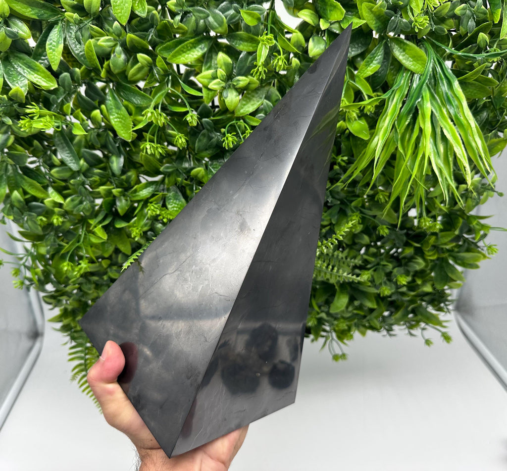 Large Shungite EMF Neutralizer Tower: 5G Protection Crystal Decor (30cm, 5500g