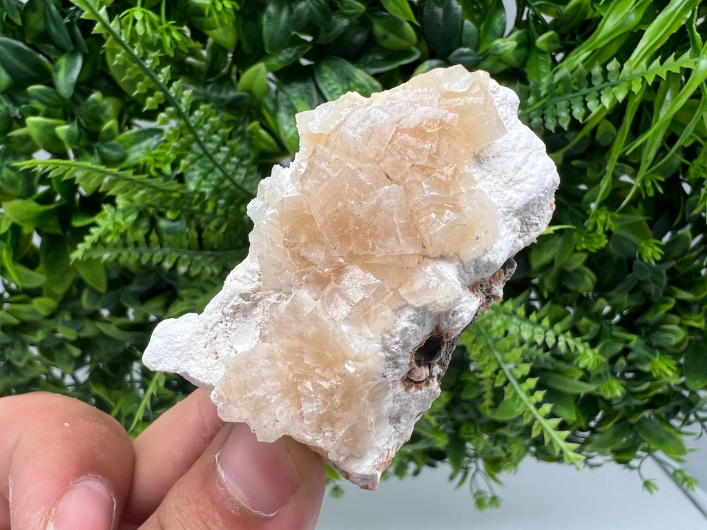 Heulandite Apophyllite Cluster: Raw Gold Minerals from India