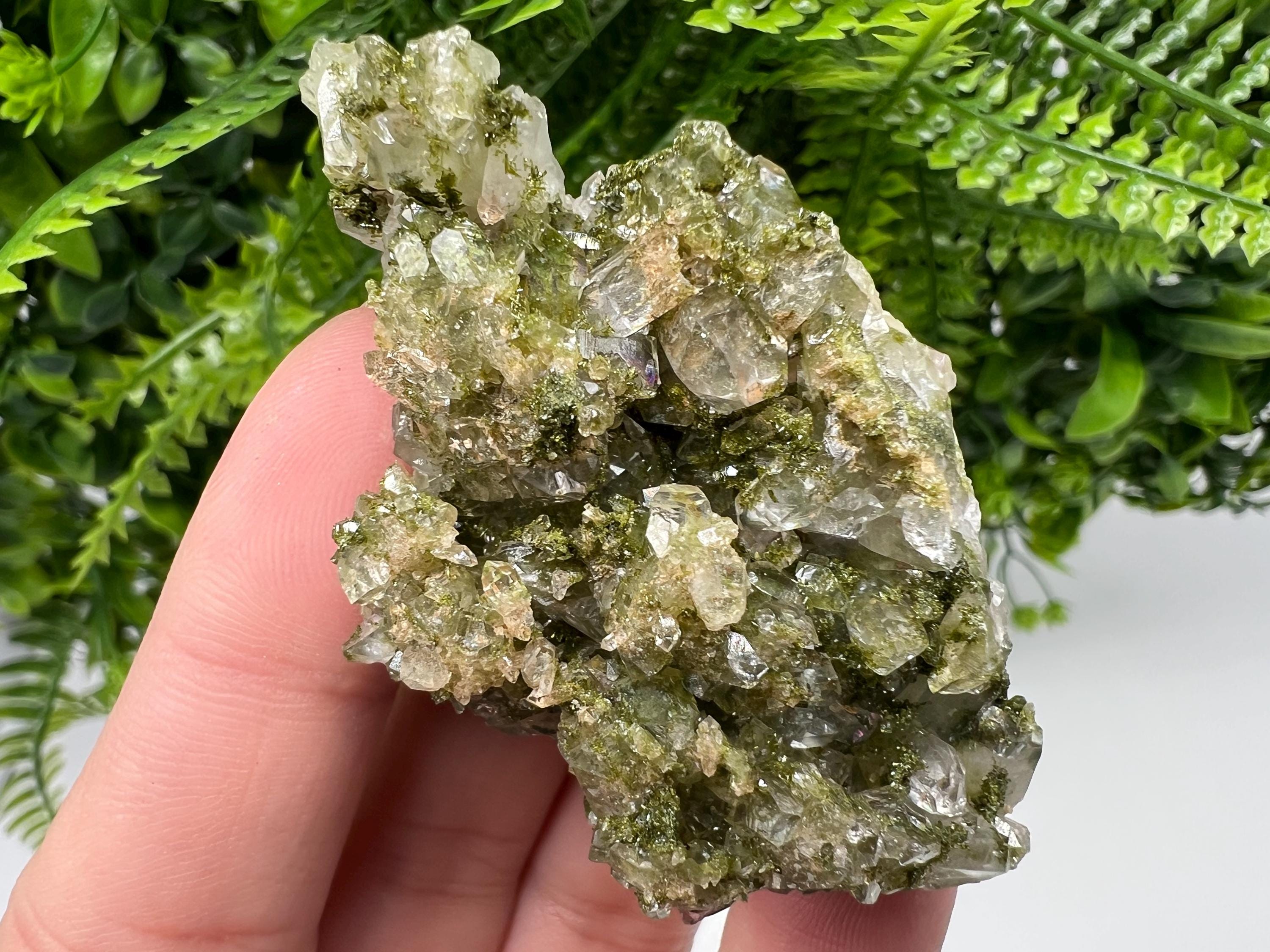 Stunning,Epidote with Quartz from Hakkari Turkey,Rainbow EPIDOTE,Mineral,Collection,Collection’s,GIFT,Epidote Crystal,Epidote from Turkey