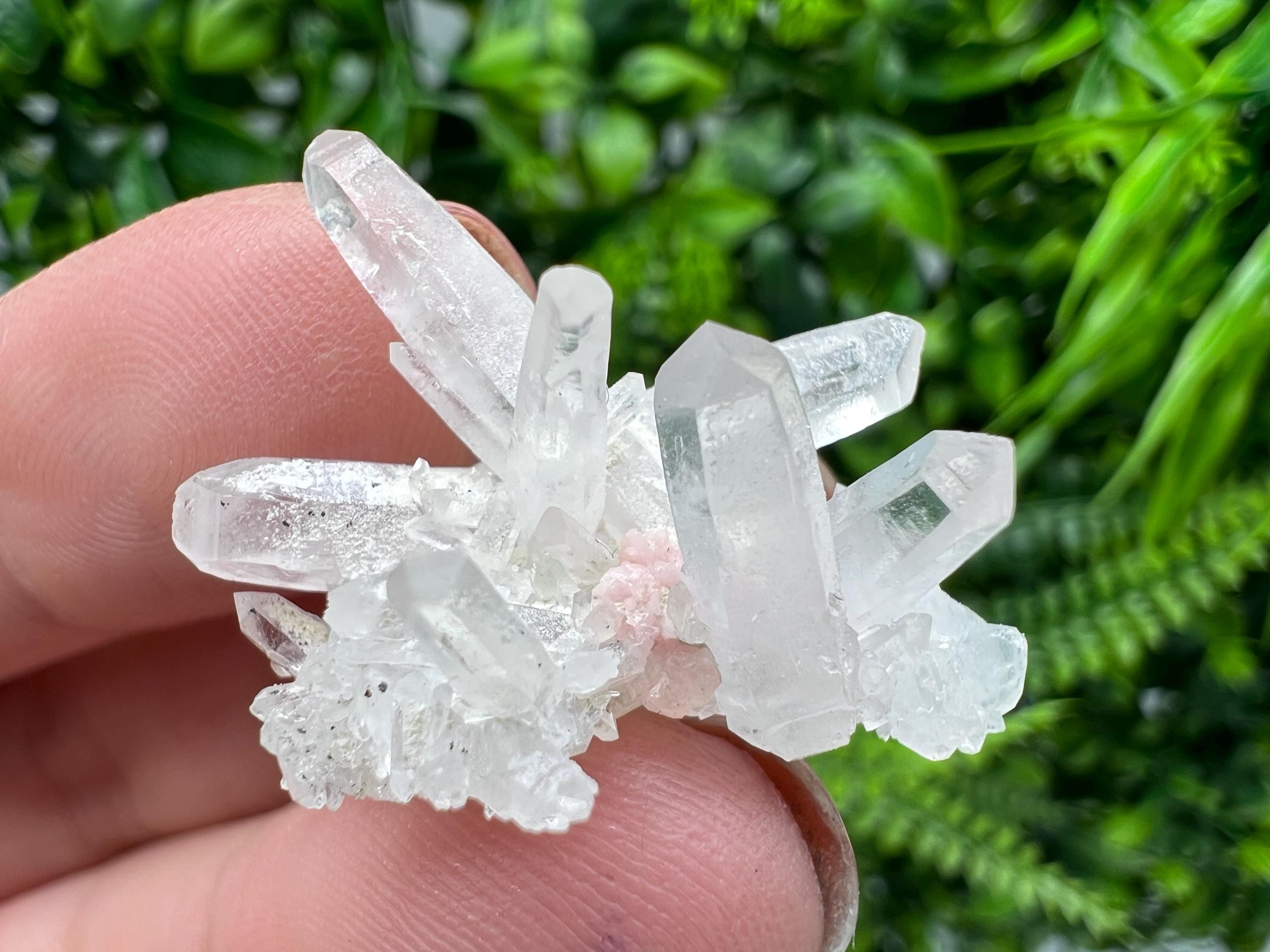 Lovely specimen Green Quartz inclusions Chlorite and Sphalerite/ Natural minerals/ Souvenir crystal gift minerals famous 9th September/Madan