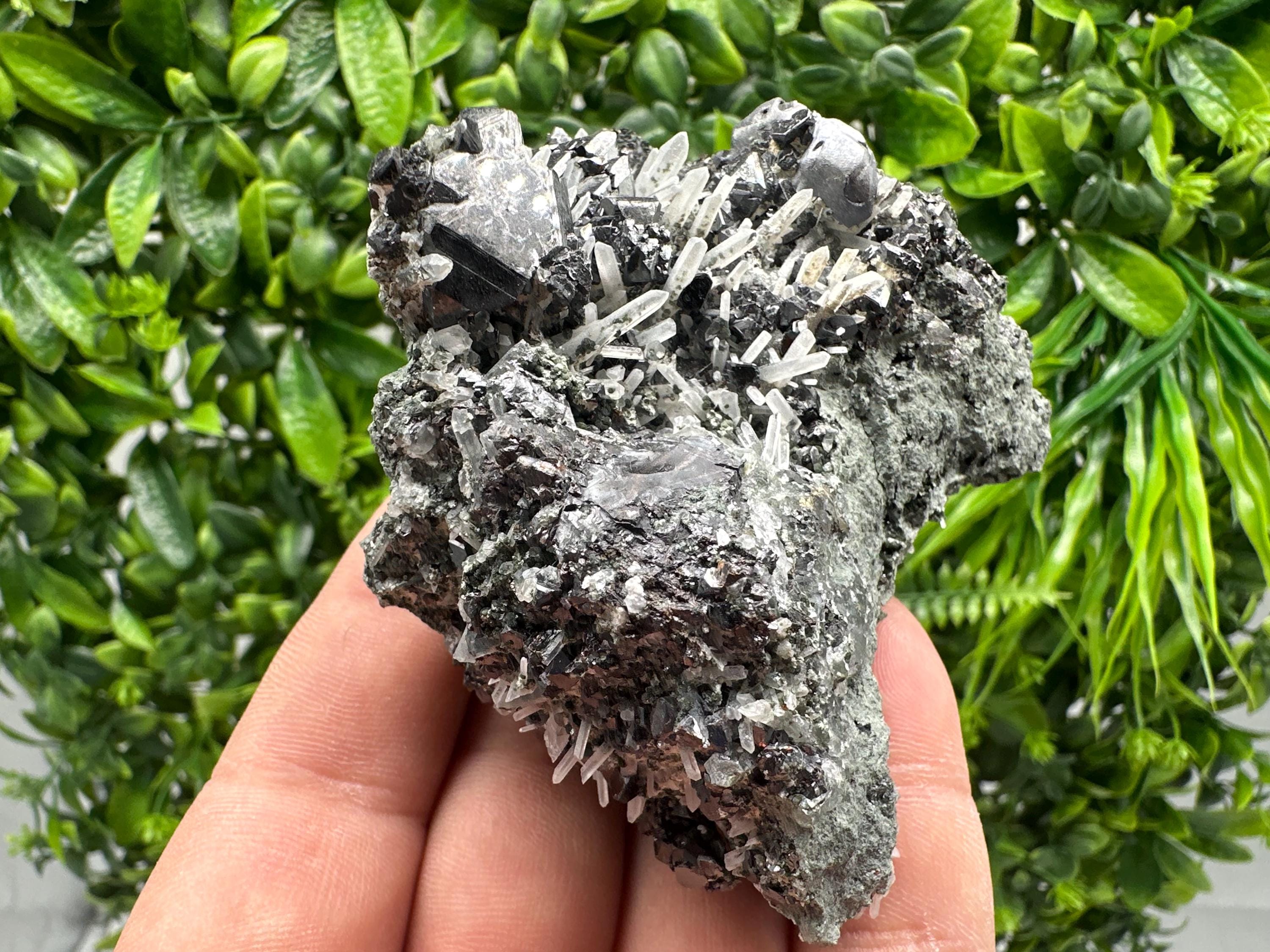 Lovely specimen Green Quartz inclusions Chlorite and Sphalerite/ Natural minerals/ Souvenir crystal gift minerals famous 9th September/Madan