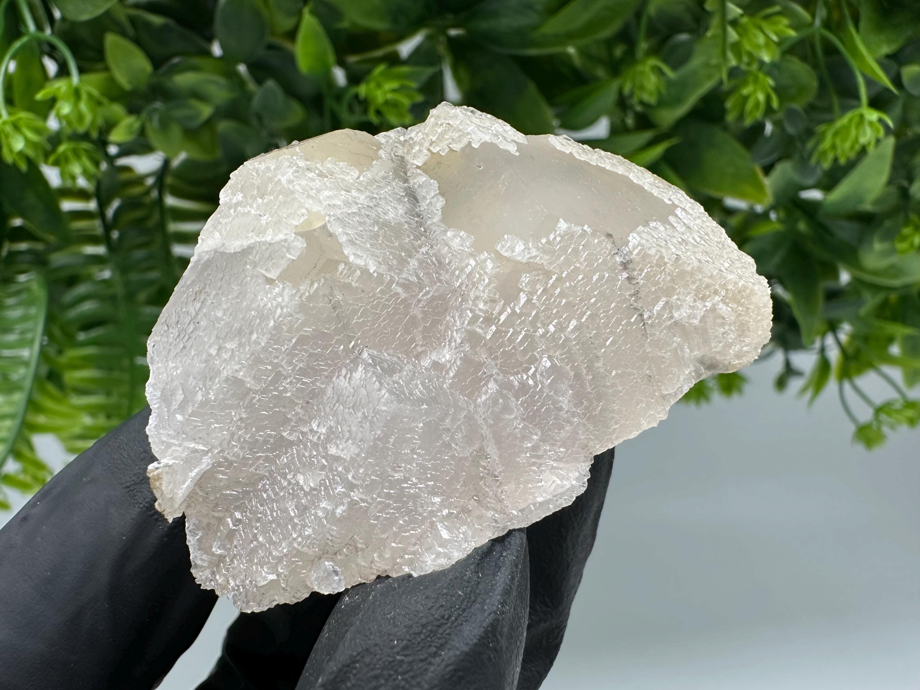 Calcite on Quartz,Chlorite from Borieva mine,Madan,Bulgaria,mineral specimen,collected crystal,geological minerals,collecting crystal