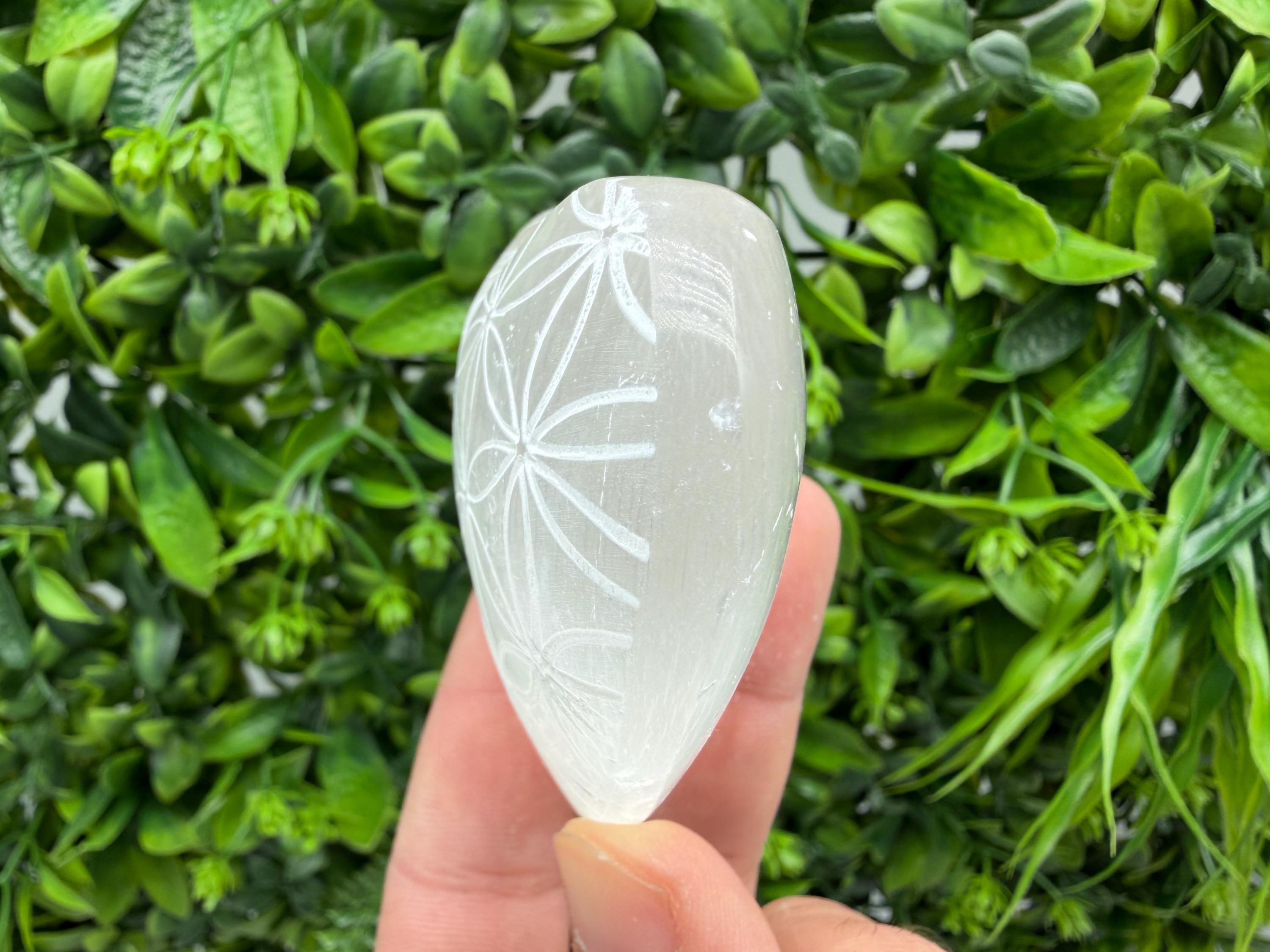 Selenite Heart with Flower of Life Selenite Charging Plate Crystal Charging Dish Sacred Geometry Crystal Reiki Healing Spiritual Altar Decor