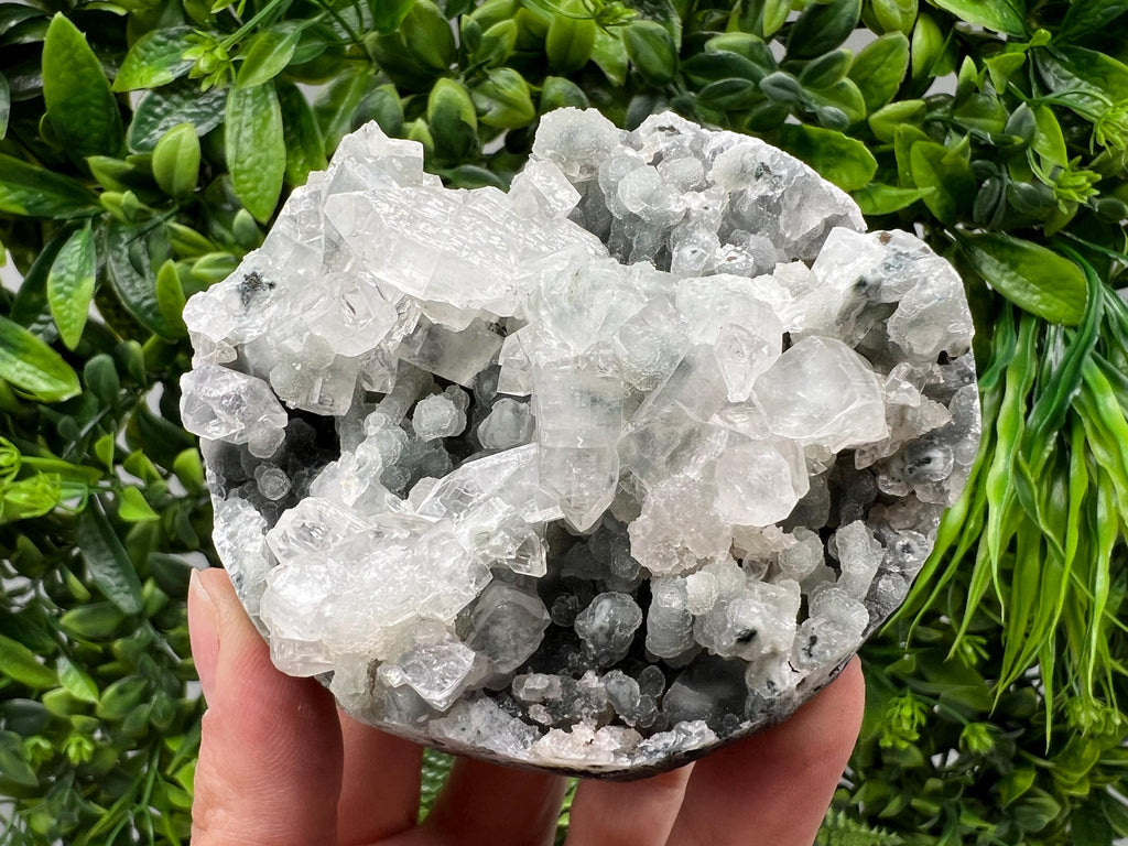 STUNNING Transparent Apophyllite on Chalcedony,natural, collection minerals specimen,India Minerals,Crystal, Stone Mineral Specimens India