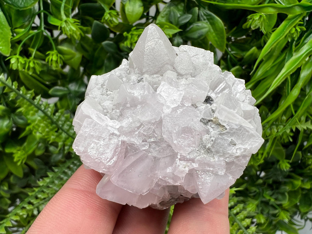 UV Reactive Mangano Calcite Crystal: Androvo Mine, Bulgaria