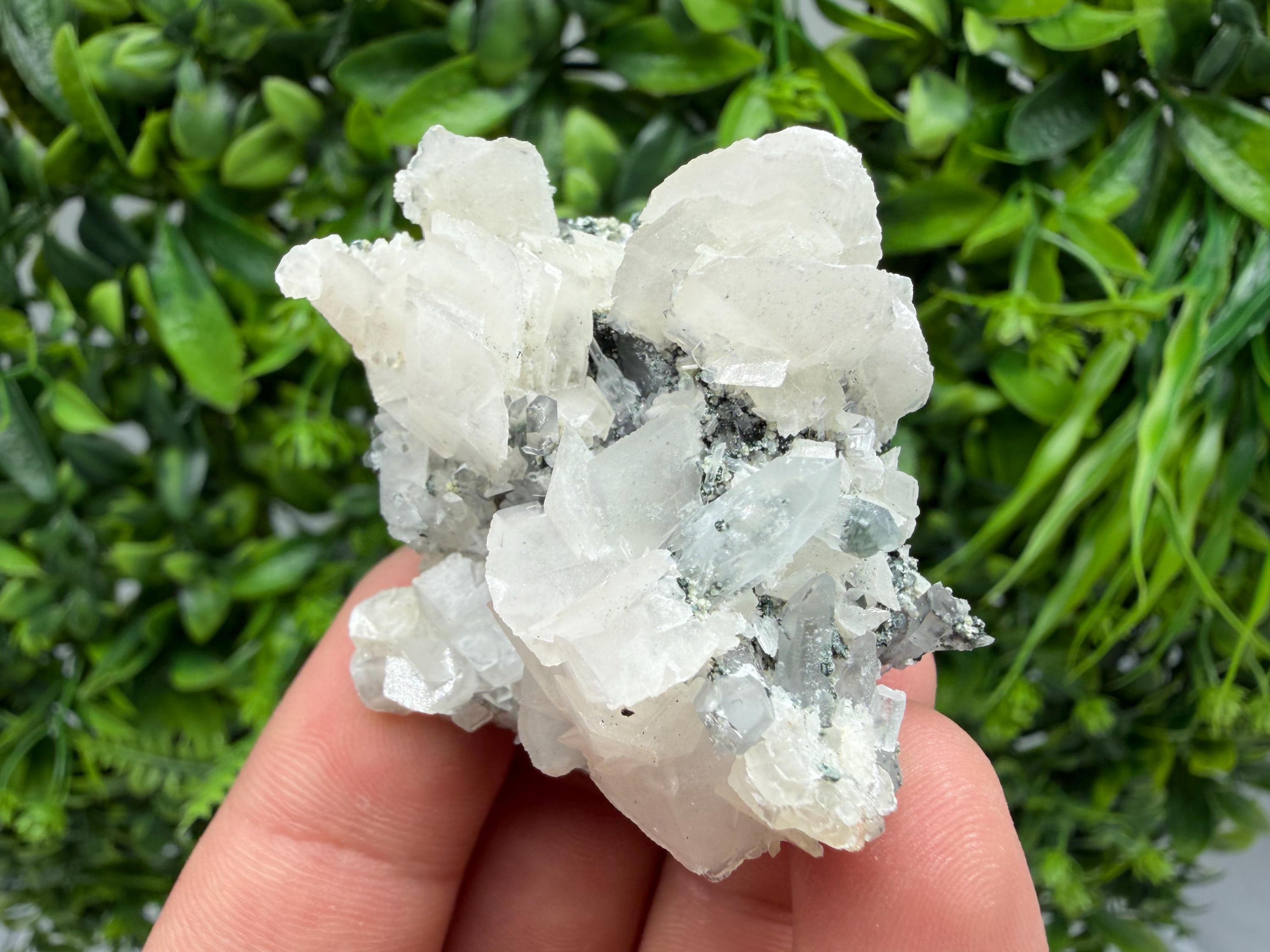 Wonderful Calcite,Quartz on Chlorite matrix,from Borieva mine,Madan,Bulgaria,natural collection mineral specimen,rare crystal,home decor