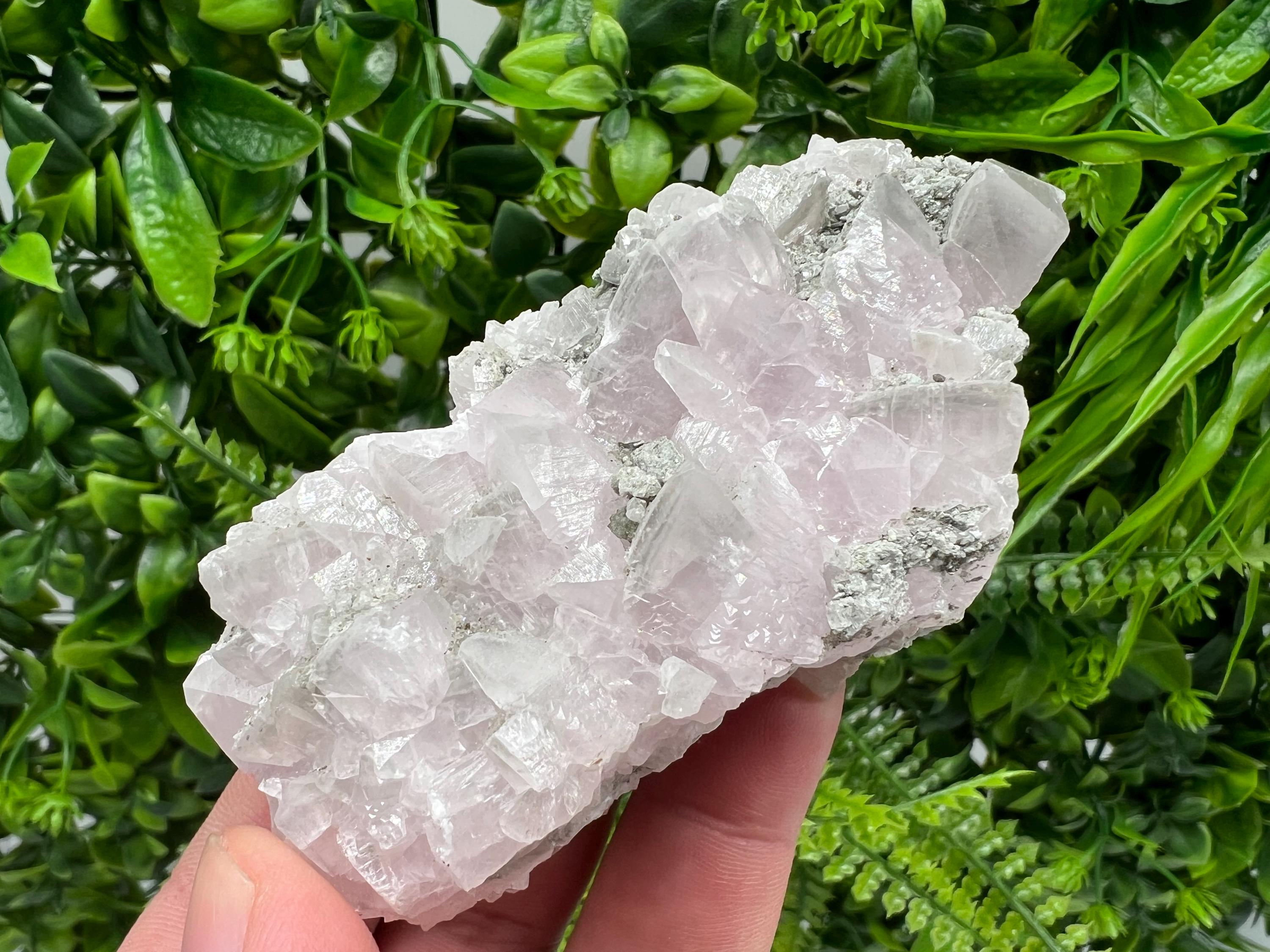 UV Reactive Mangano Calcite Crystal: Androvo Mine, Bulgaria