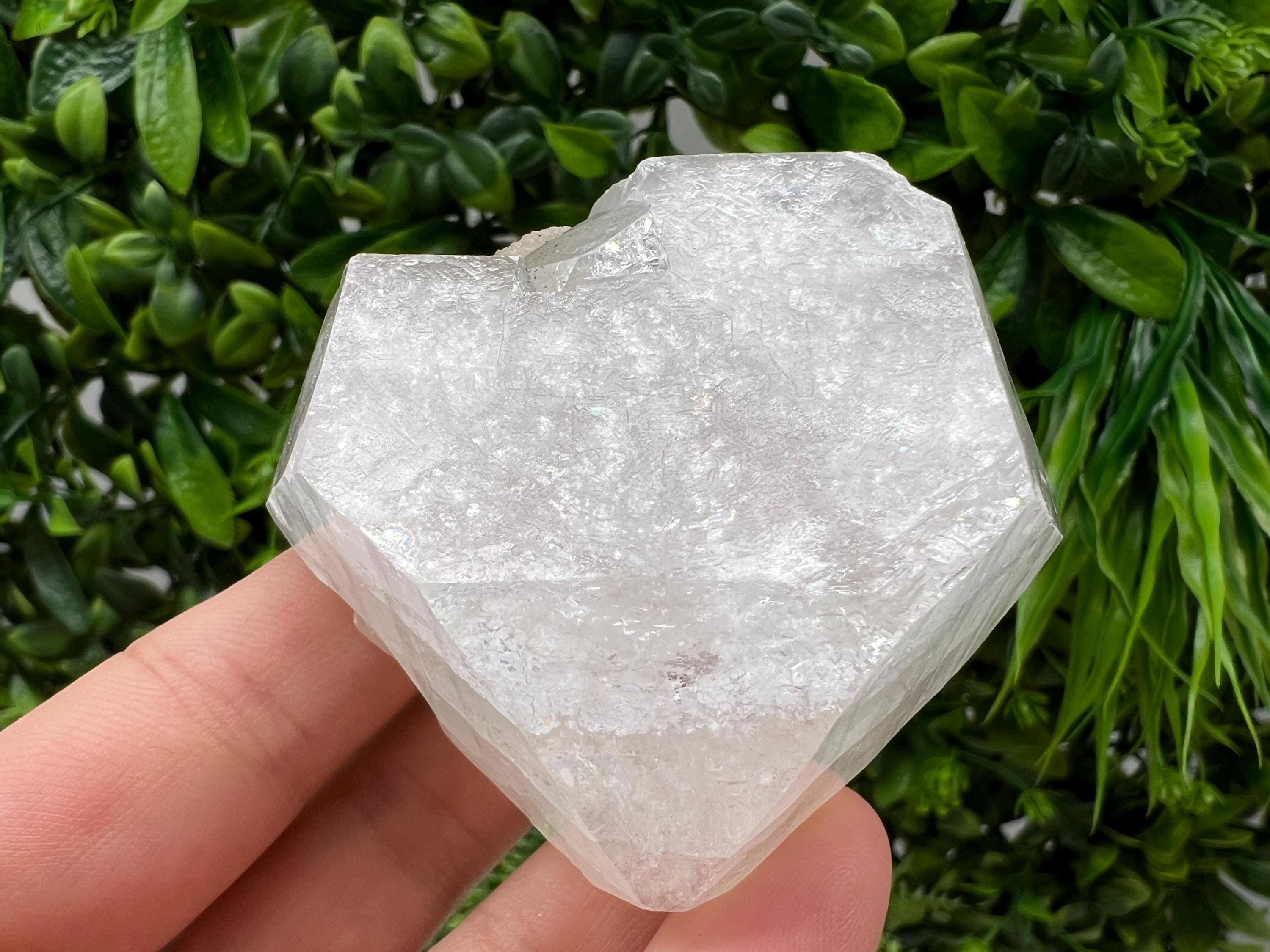 STUNNING Transparent Apophyllite on Chalcedony,natural, collection minerals specimen,India Minerals,Crystal, Stone Mineral Specimens India