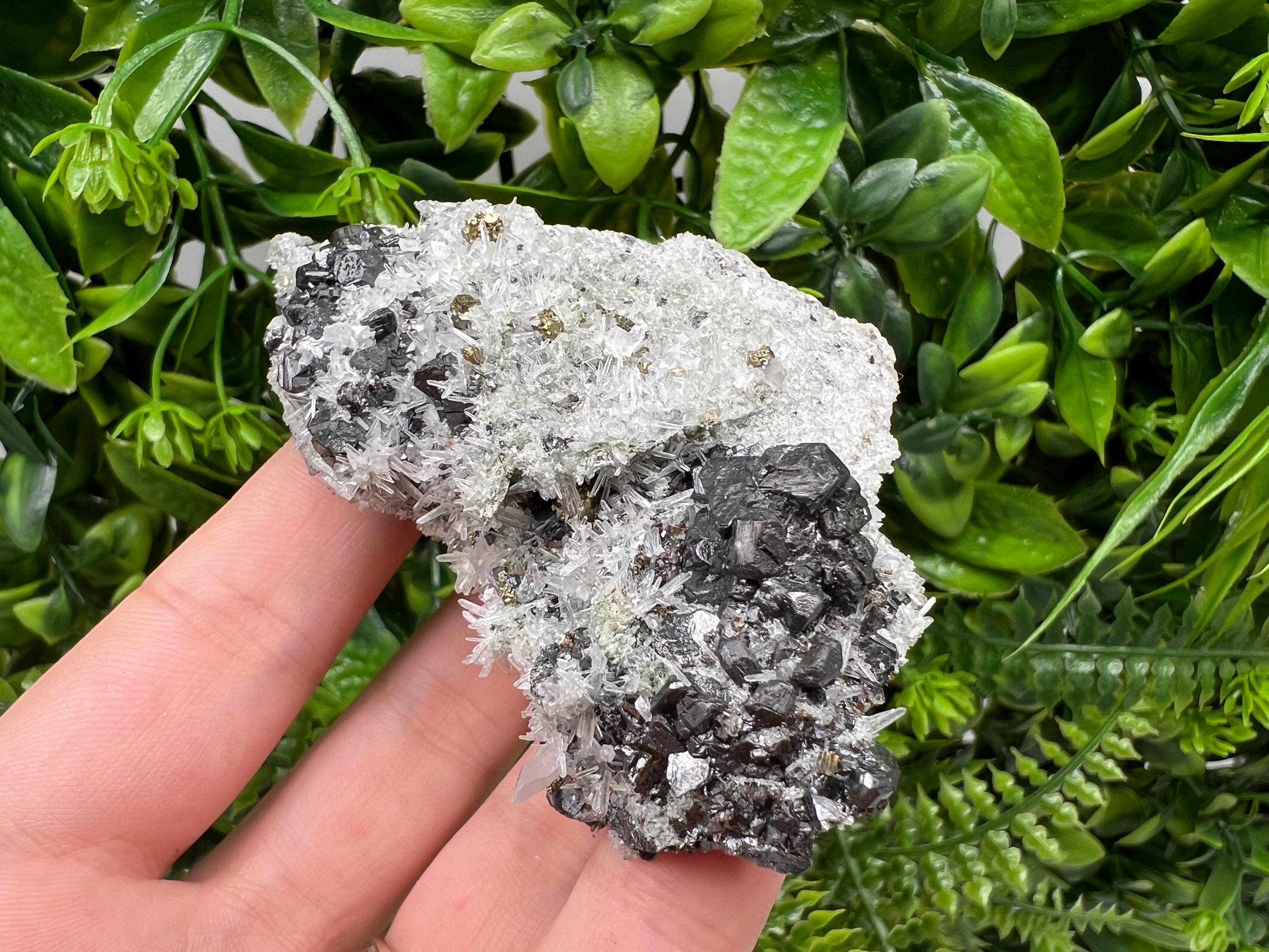 Wonderful melted Galena,Sphalerite calcite Pyrite on Quartz from Borieva mine Madan Bulgaria natural minerals souvenir crystal home decor cr