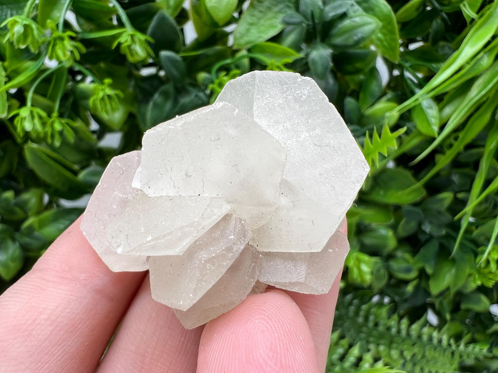 Wonderful Calcite on Chalcedony from Borieva mine,Madan,Bulgaria,natural,collectible mineral specimen,home decor stone,gift minerals,crystal