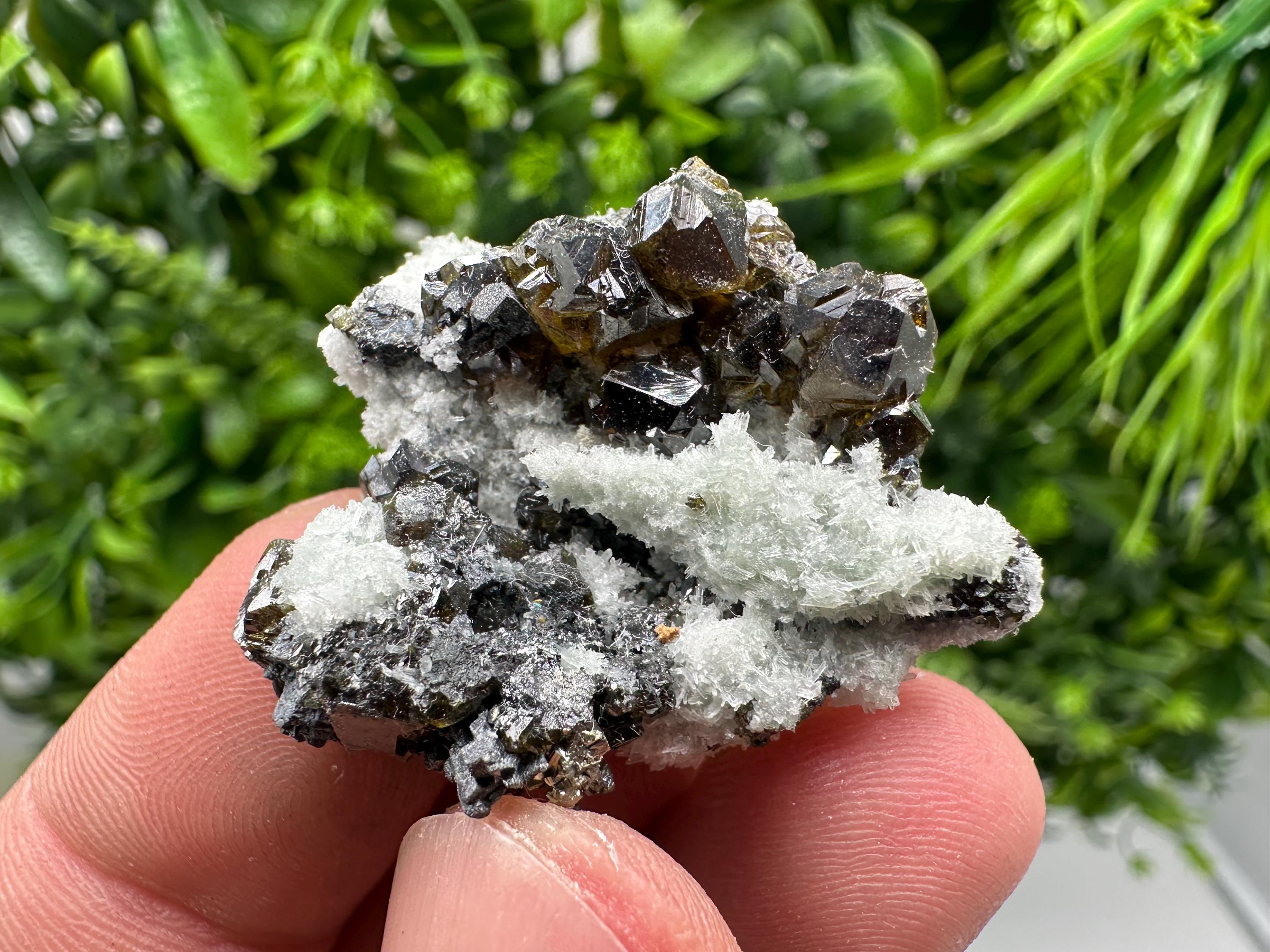 Stunning Sphalerite GEM Cleiopfane rare transparent green Colour natural minerals souvenir crystal gift collection stone 9th September mine