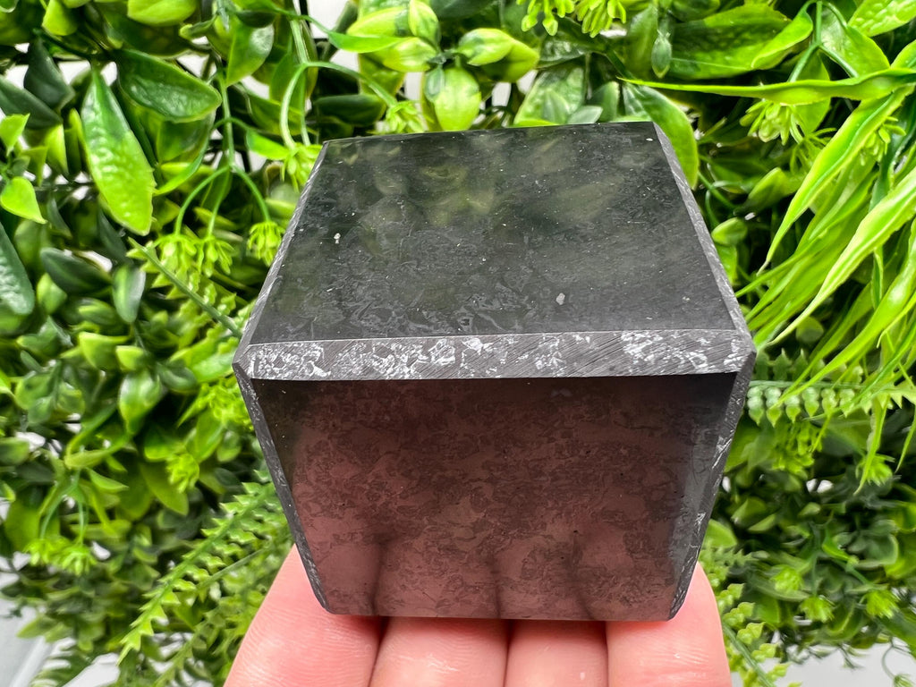 Shungite Crystal Cube (5cm): EMF & 5G Protection, Healing Stone
