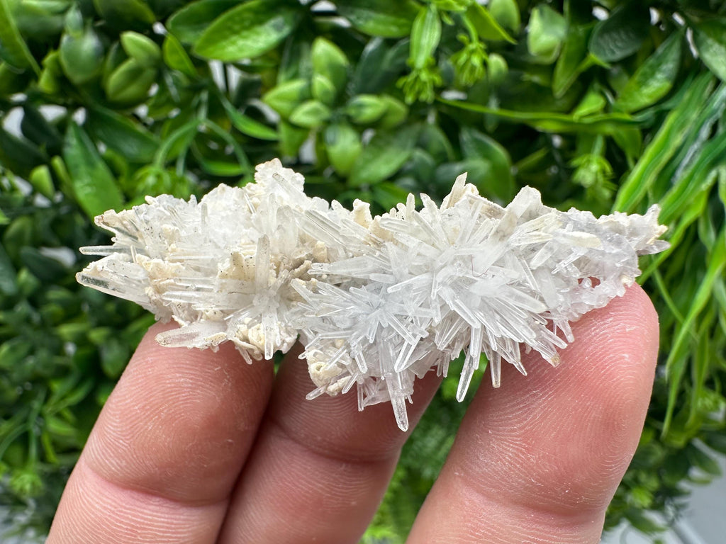 Lovely specimen Green Quartz inclusions Chlorite and Sphalerite/ Natural minerals/ Souvenir crystal gift minerals famous 9th September/Madan