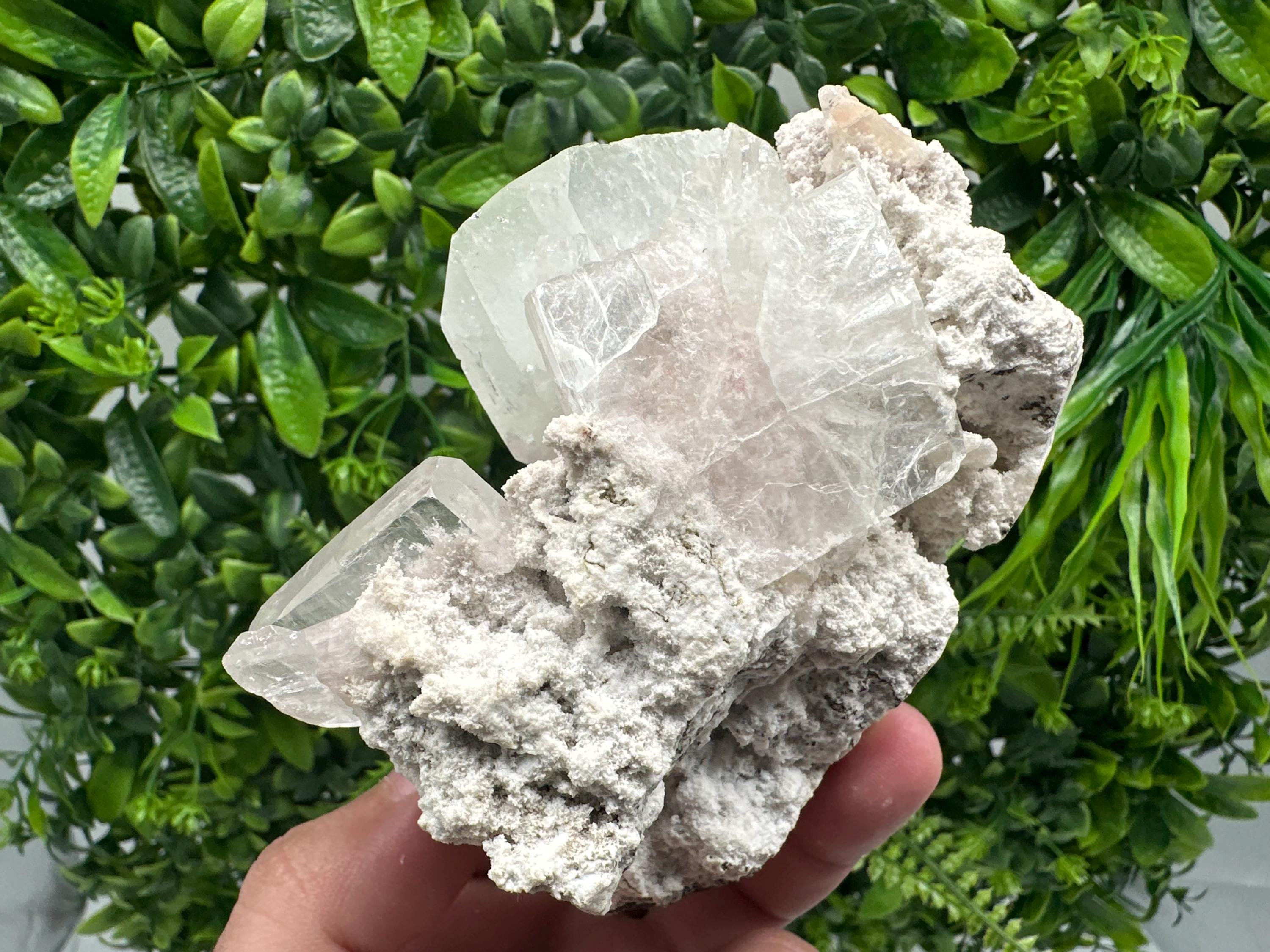 STUNNING Transparent Apophyllite on Chalcedony,natural, collection minerals specimen,India Minerals,Crystal, Stone Mineral Specimens India