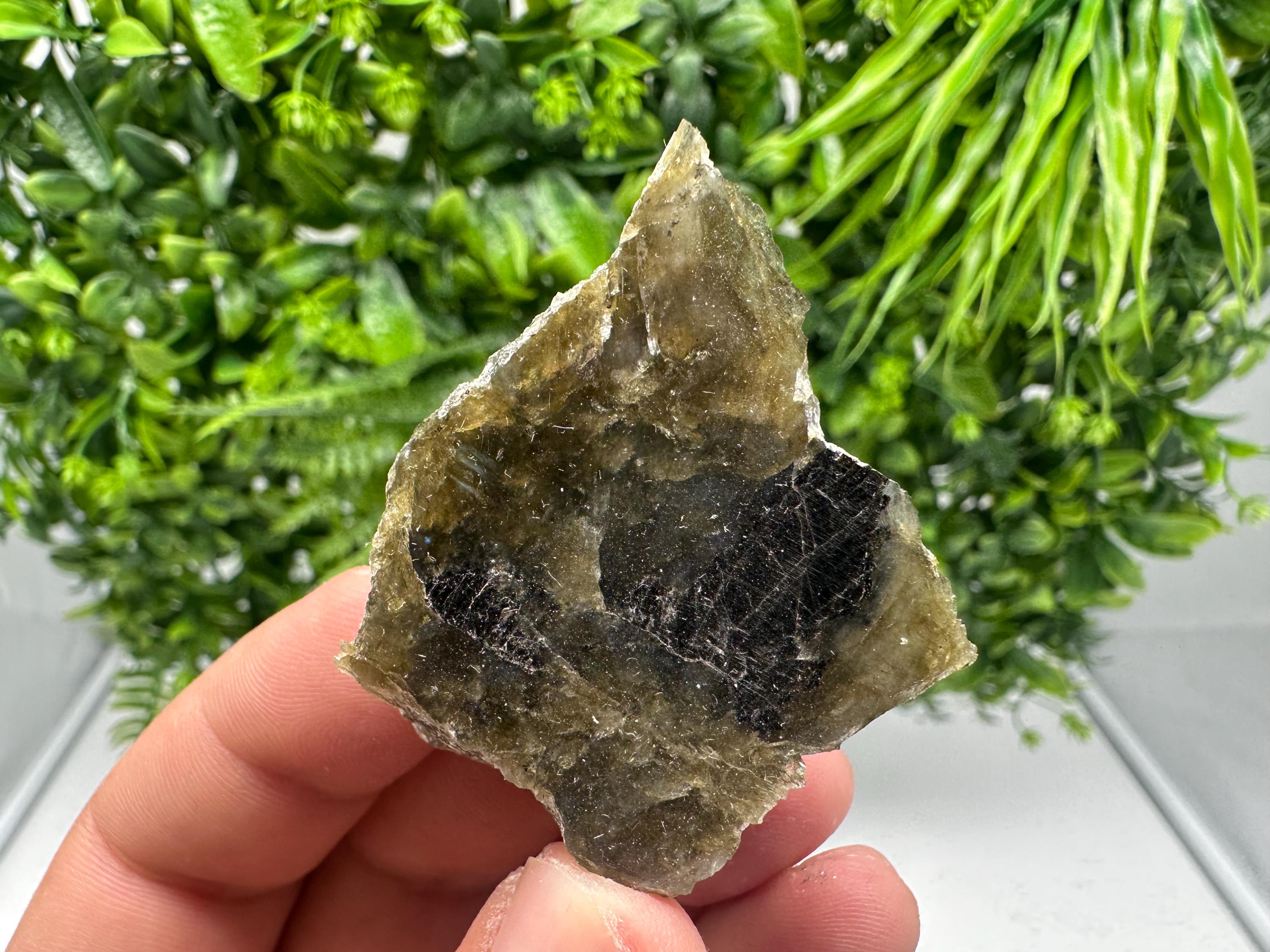 Polished Multifire Labradorite Slab: Crystal Decor, Crystal Grid (4/5/1.5 CM, 38 Grams)