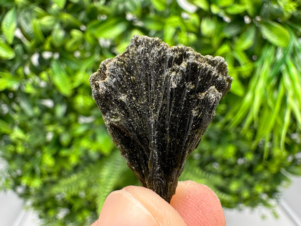Rare Green Epidote whit Barite From Morocco,Epidote,Mini Collections Epidote,rare mineral Specimen,green epidote,Barite,crystal,Morocco min