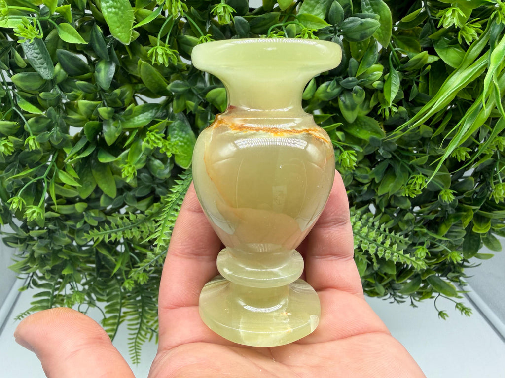 Natural Green Onyx Candle Holder – Polished Crystal Altar Decor