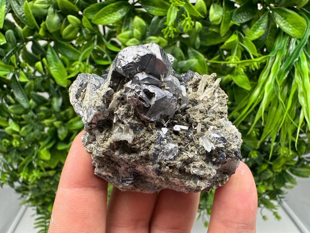 Lovely Galena on Quartz whit Calcite,Pyrite from Borieva mine,Madan,Bulgaria,Natural,Collection minral specimen,crystal,Metaphysical,Geology
