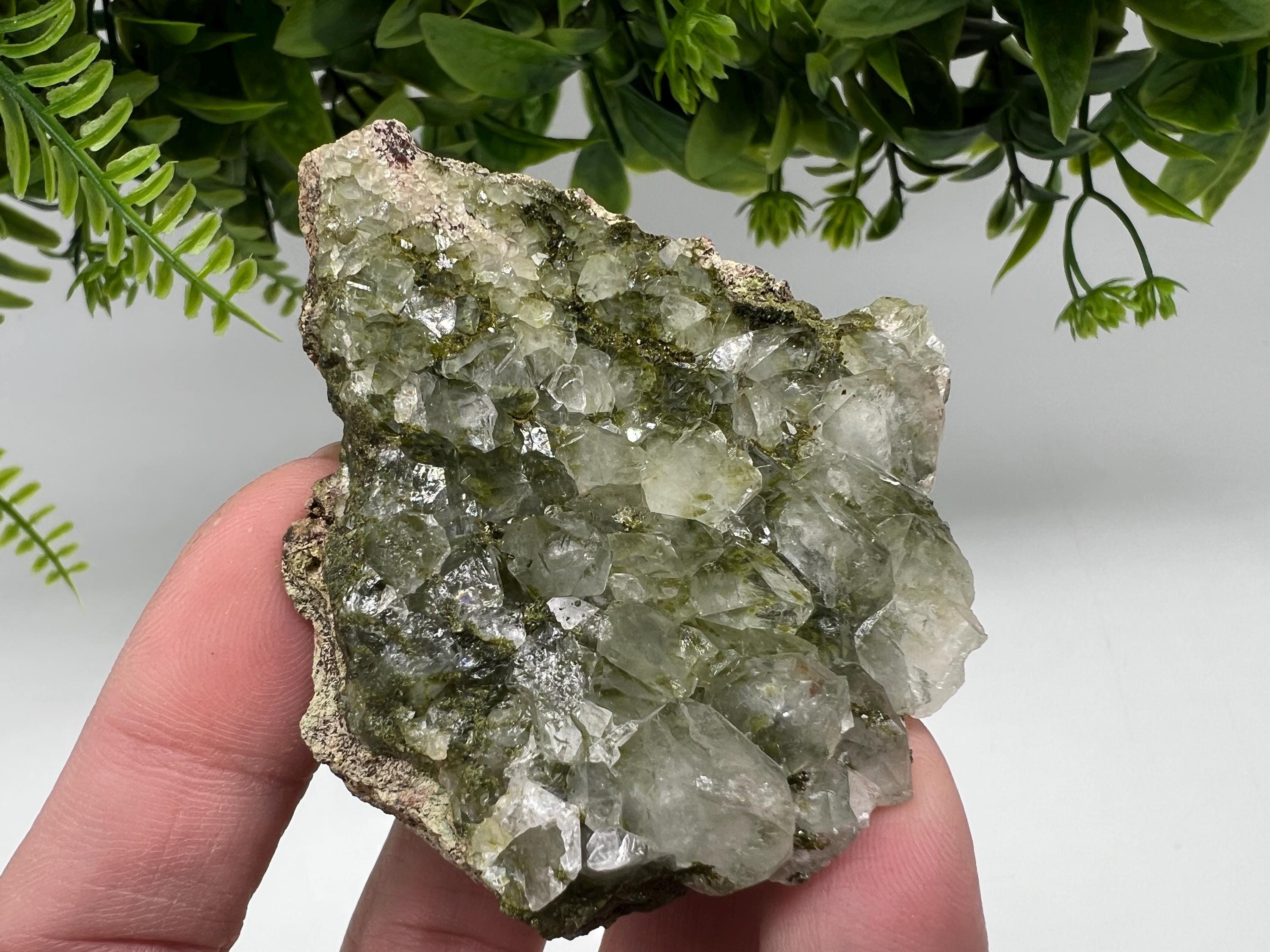 Stunning,Epidote with Quartz from Hakkari Turkey,Rainbow EPIDOTE,Mineral,Collection,Collection’s,GIFT,Epidote Crystal,Epidote from Turkey