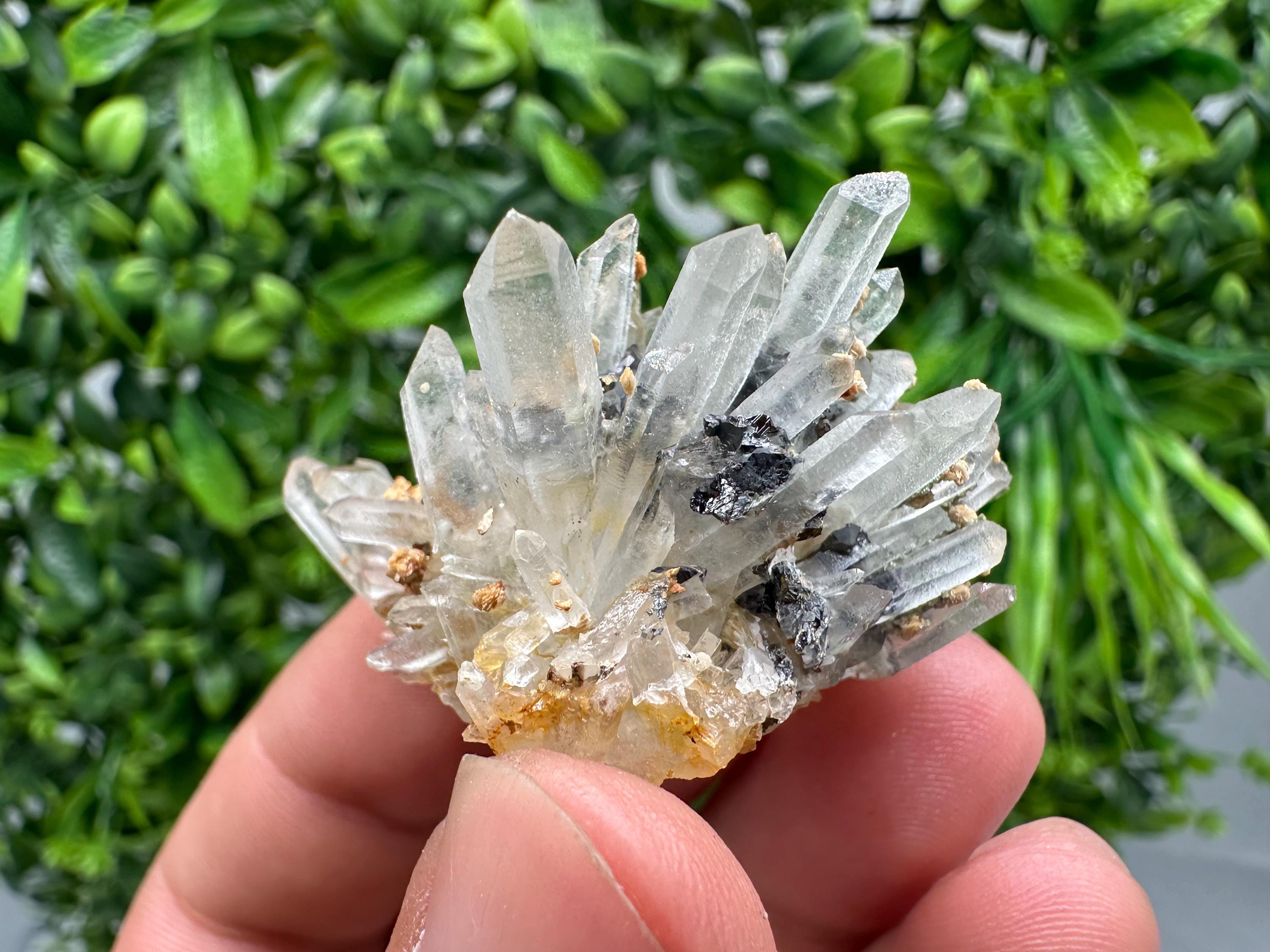Stunning Quartz whit Siderite,Sphalerite,Hematite from 9th September mine,natural,collectible mineral specimen,home decor stone,gift,crystal