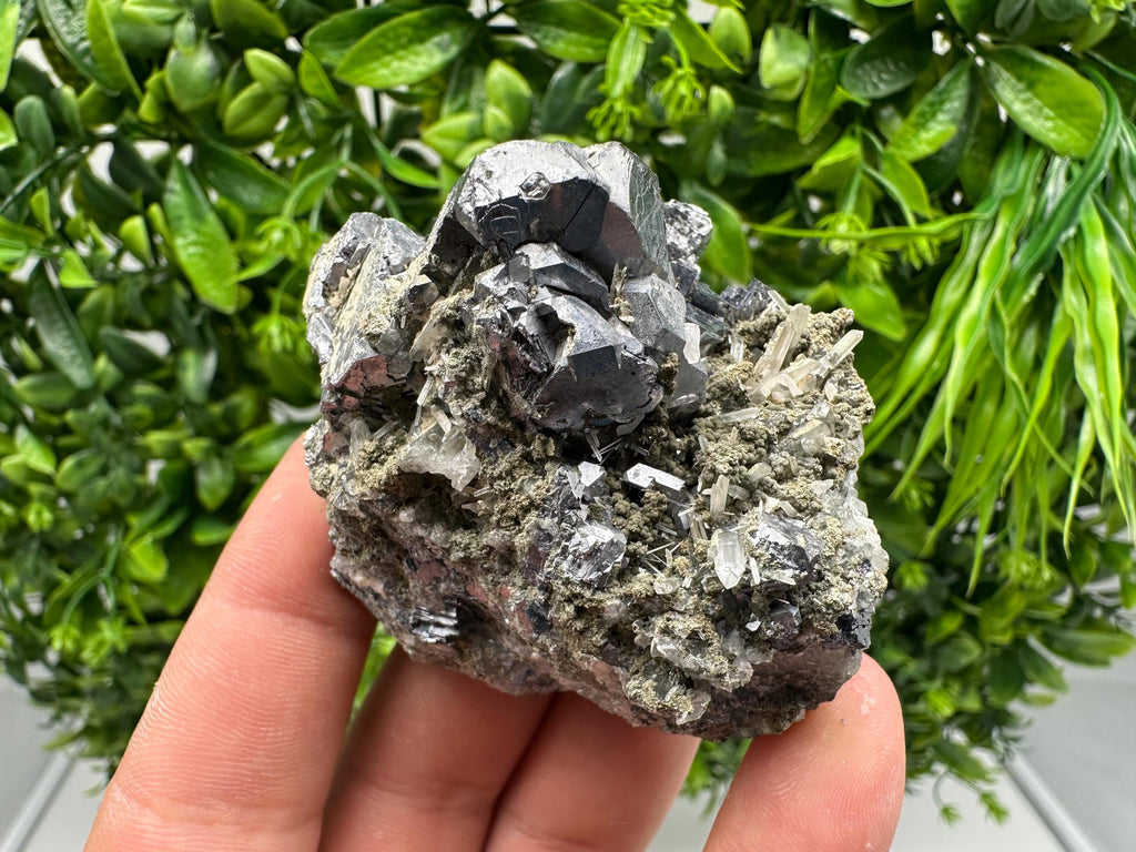 Lovely Galena on Quartz whit Calcite,Pyrite from Borieva mine,Madan,Bulgaria,Natural,Collection minral specimen,crystal,Metaphysical,Geology