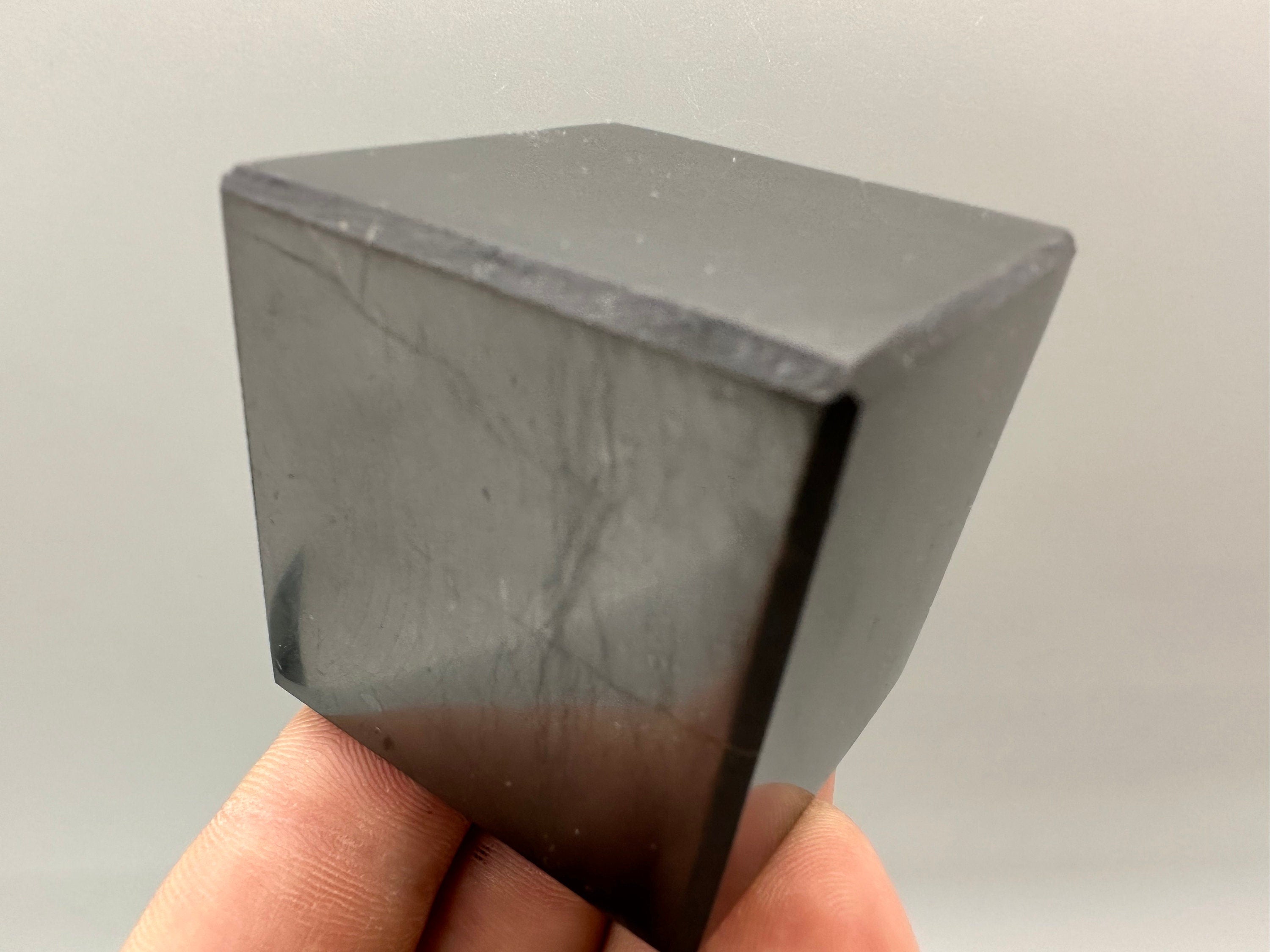 Shungite Crystal Cube (4cm): EMF & 5G Protection, Healing Stone