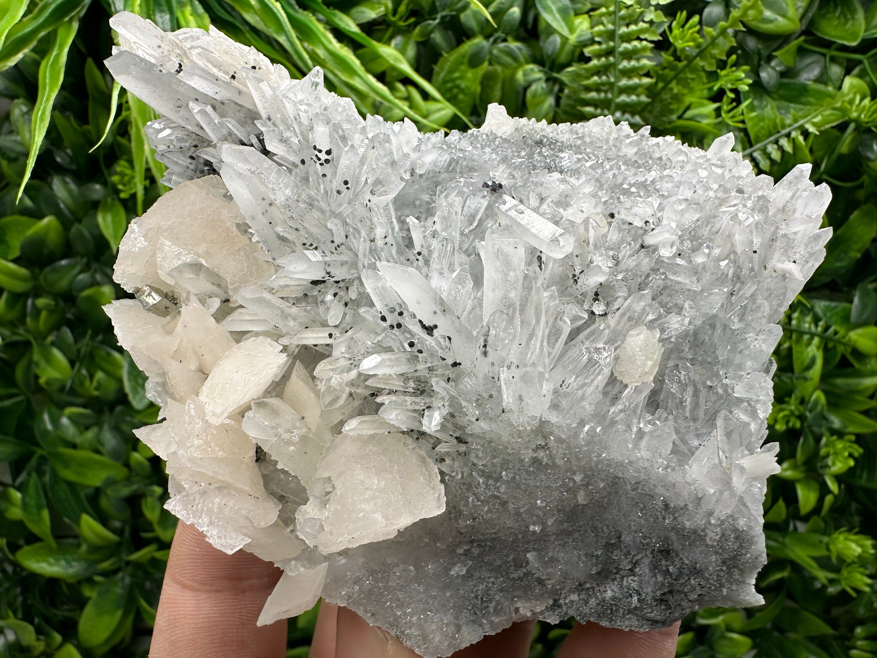 Calcite with Quartz: Natural Mineral Souvenir, Borieva Bulgaria (13/11/5cm)