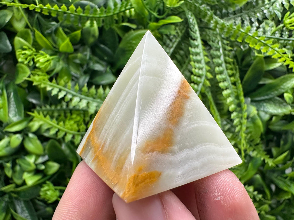Green Marble Onyx Crystal Pyramid: Healing Stone (3.5cm)