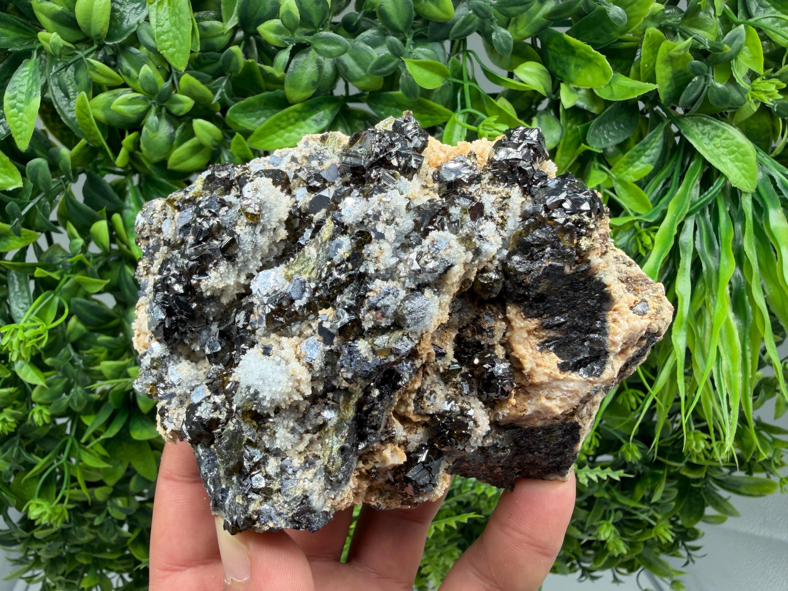 Sphalerite Cleiophane on Quartz, Krushev Dol Mine Mineral Specimen
