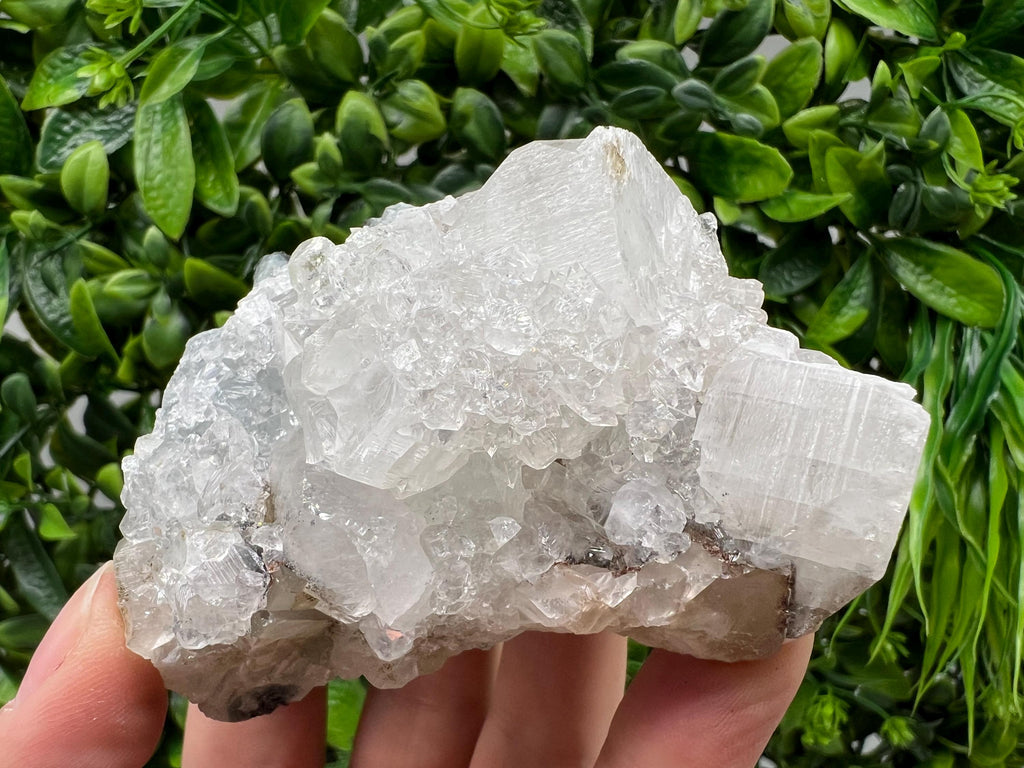 STUNNING Transparent Apophyllite on Chalcedony,natural, collection minerals specimen,India Minerals,Crystal, Stone Mineral Specimens India