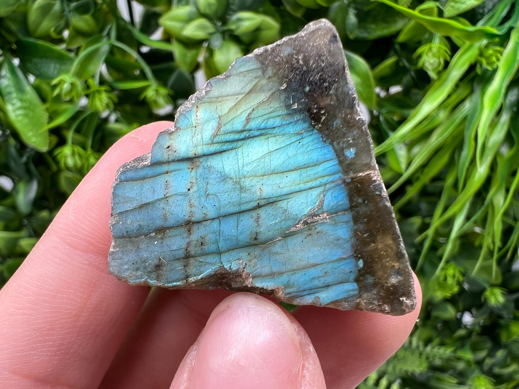Polished Labradorite Slab: Multifire Crystal Decor - 3.5/3.2/1.5cm