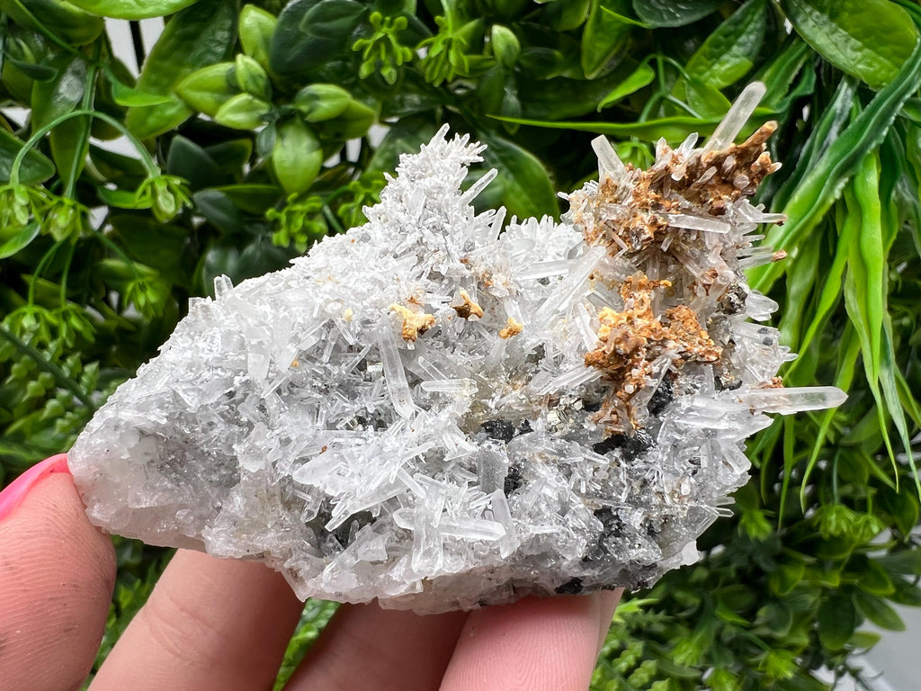 Green Quartz Specimen: Chlorite and Sphalerite Inclusions, Madan Bulgaria