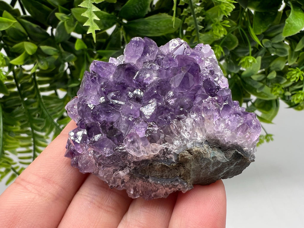 Stunning,Purple Amethyst from Uruguay,Natural Amethyst,Purple crystal,Pyrple Quartz,Crystal from Uruguay,Home decor,Energy crystal,Phantoms