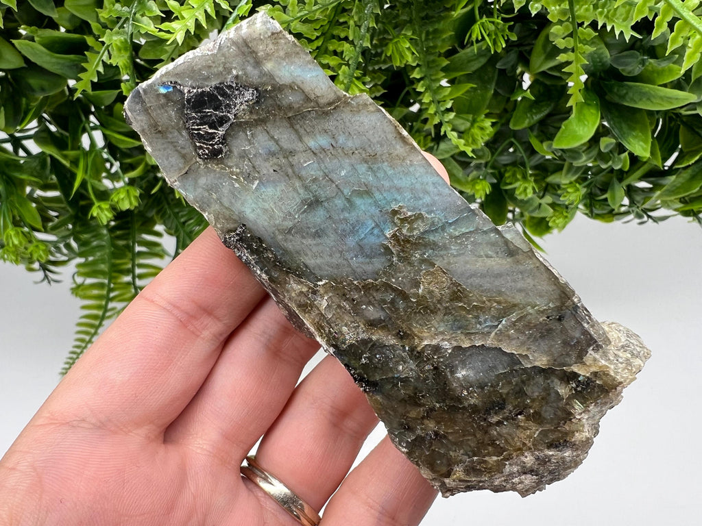 Polished Multifire Labradorite Slab: Crystal Decor, Crystal Grid (10.5/5/2.4 CM, 179 Grams)