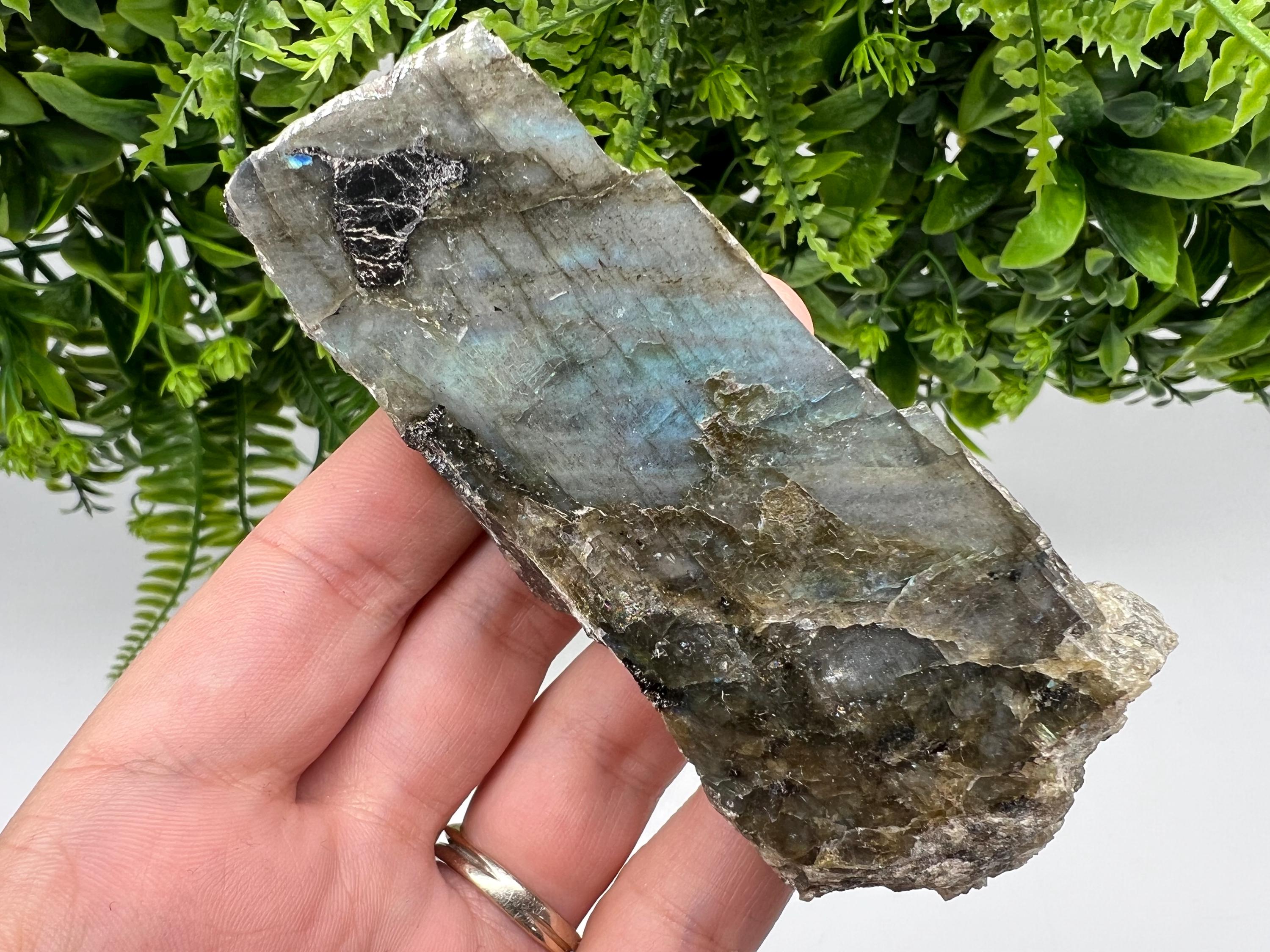 Polished Multifire Labradorite Slab: Crystal Decor, Crystal Grid (10.5/5/2.4 CM, 179 Grams)