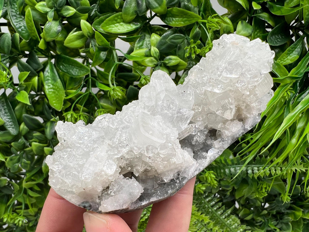 STUNNING Transparent Apophyllite on Chalcedony,natural, collection minerals specimen,India Minerals,Crystal, Stone Mineral Specimens India